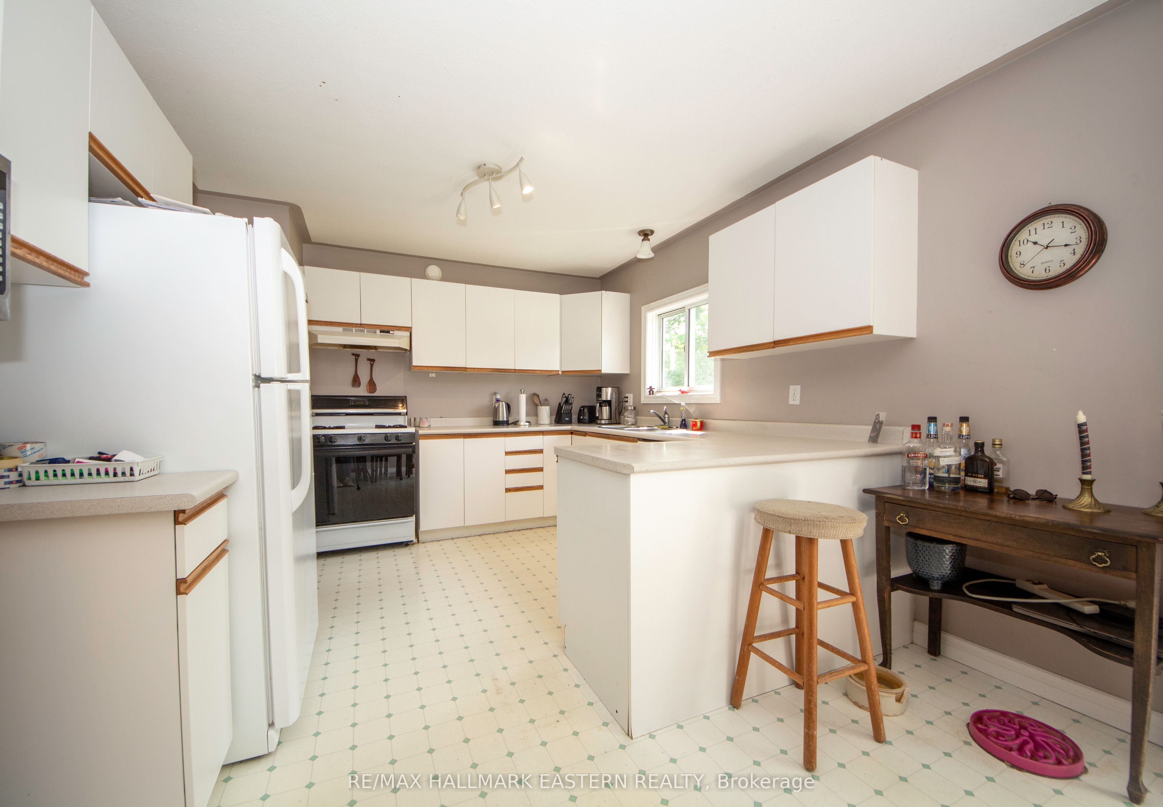 945 Highland Road, Selwyn, ON K0L 1H0 photo 5