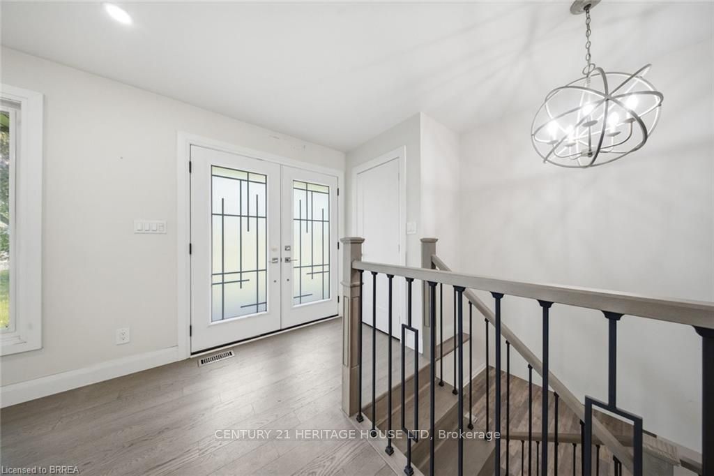 360 Bishopsgate Road, Brant, ON N3T 5L7 photo 4