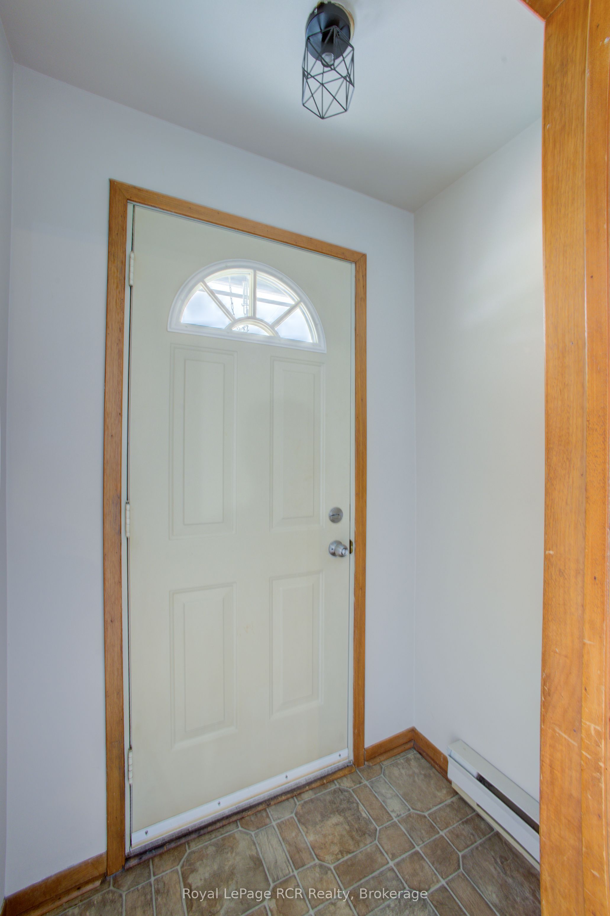 9 Duke Street, Wellington North, ON N0G 1A0 photo 5