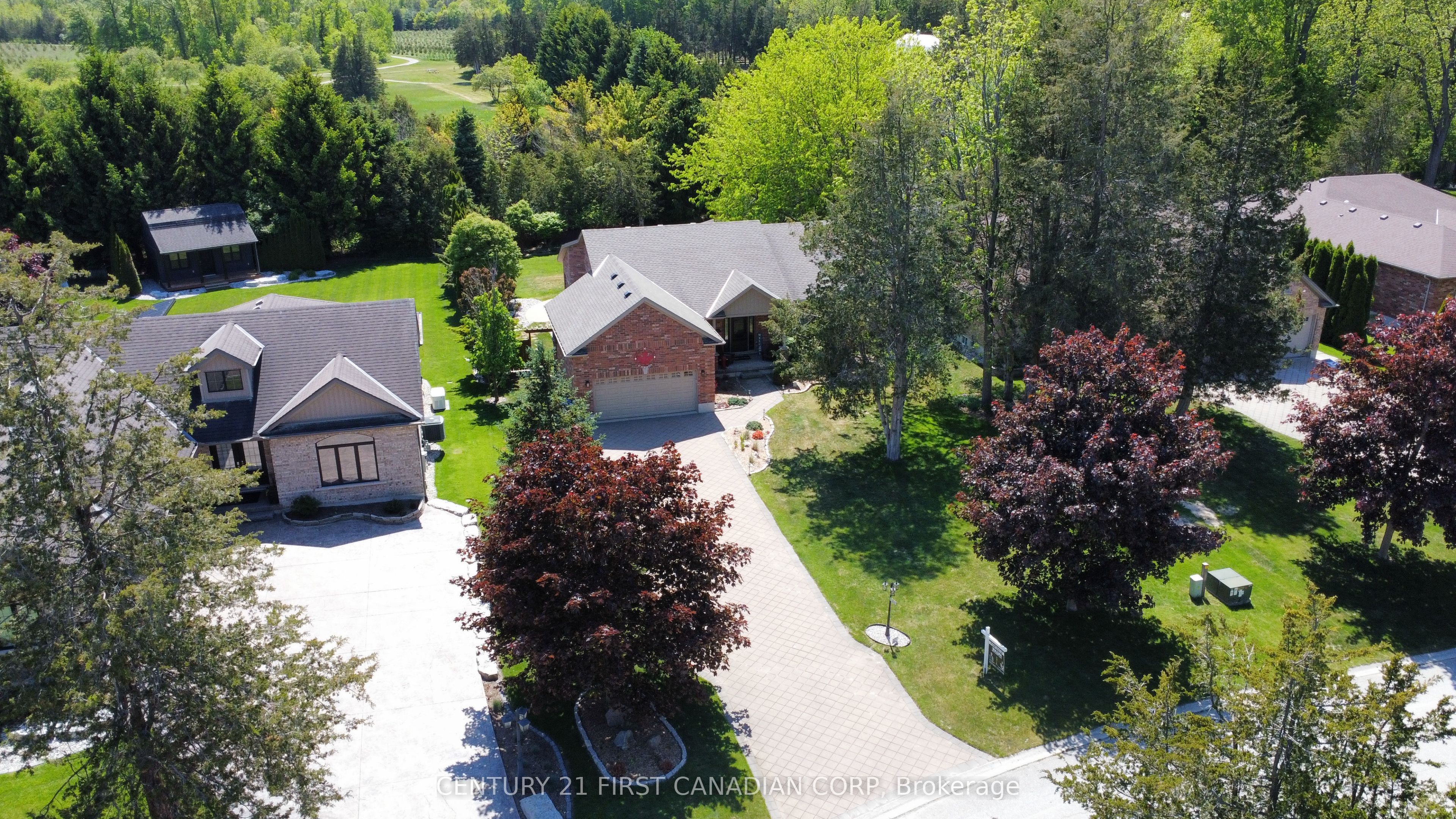 10159 Meadowlily Crescent, Lambton Shores, ON N0M 1T0