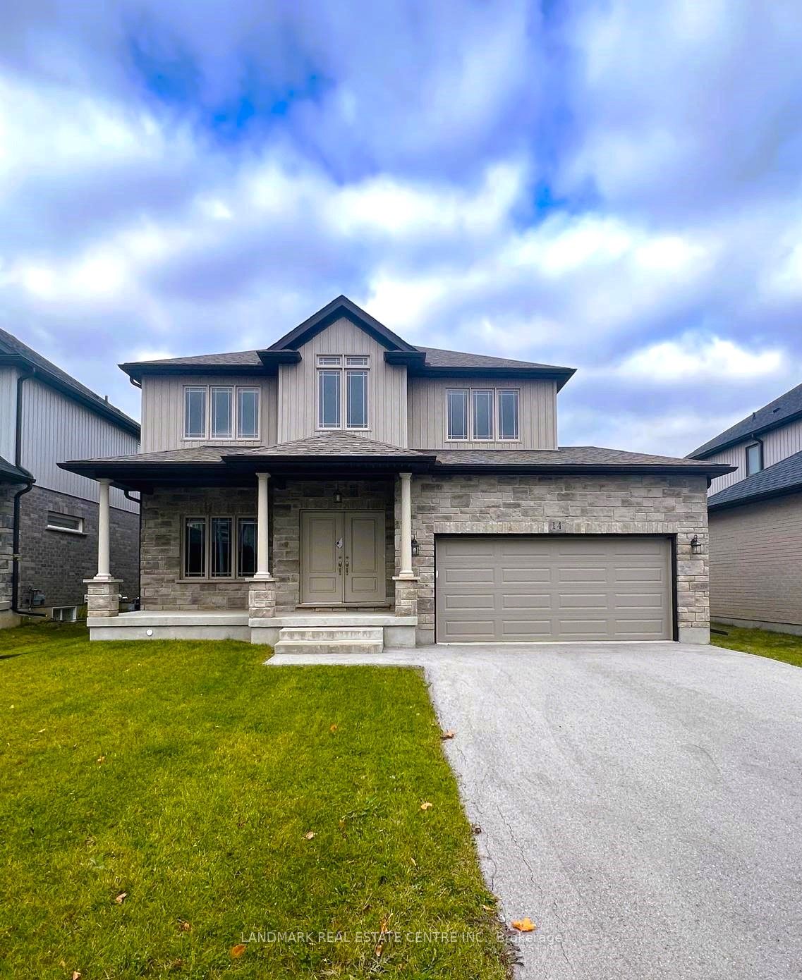 14 Autumn Avenue, Thorold, ON L0S 1A0