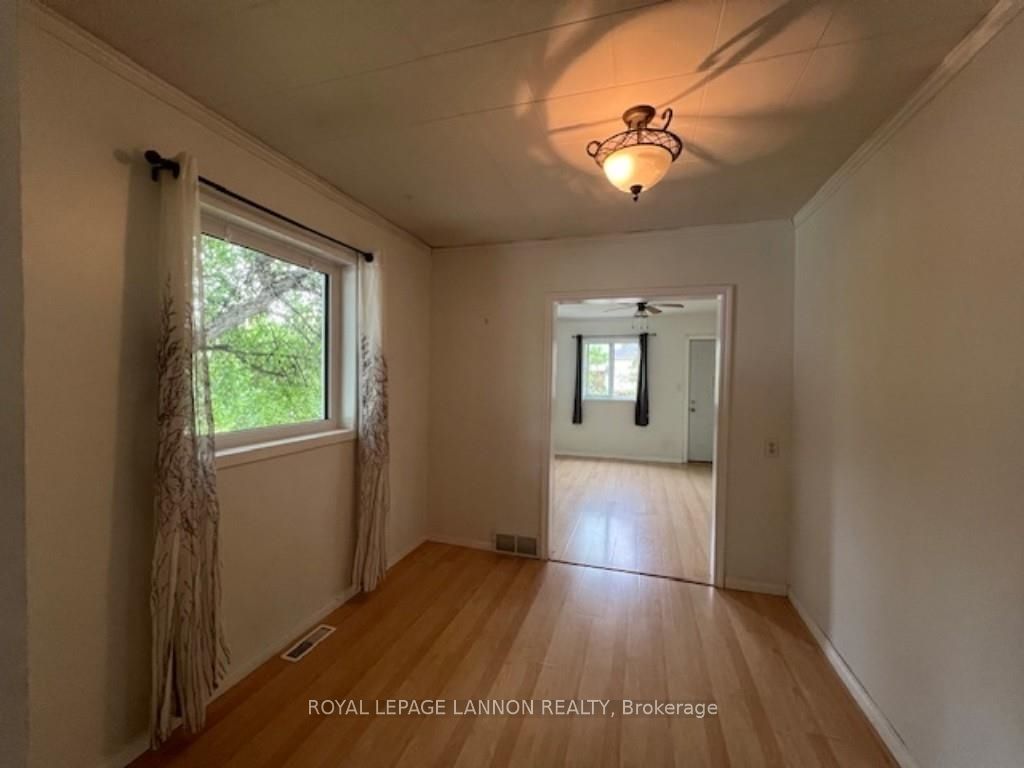 129 Prince Street, Sioux Lookout, ON P8T 1A3 photo 3
