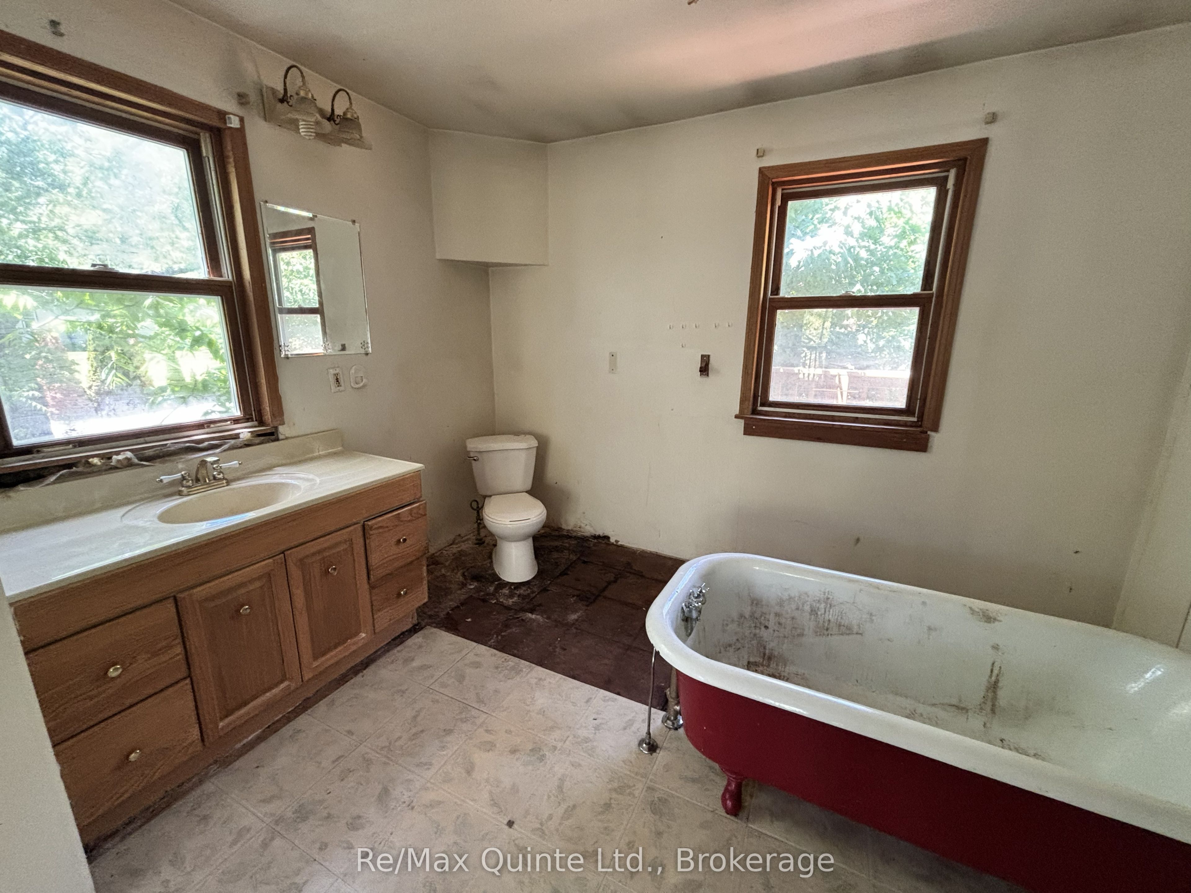 27 Victoria Street, Centre Hastings, ON K0K 2K0 photo 5