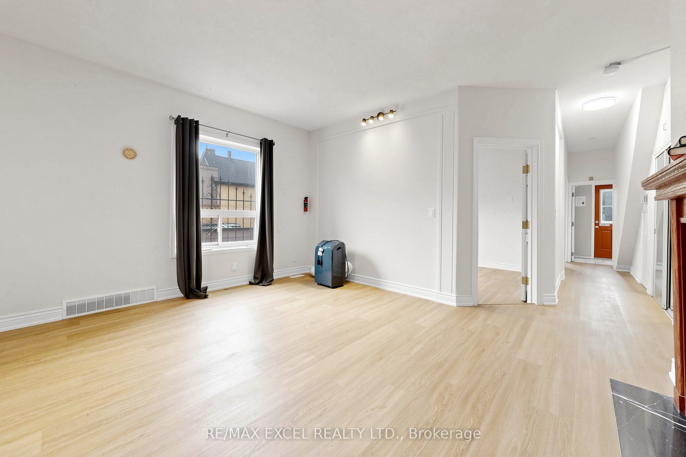 259 Victoria Avenue N Main, Hamilton, ON L8L 5G3 photo 5