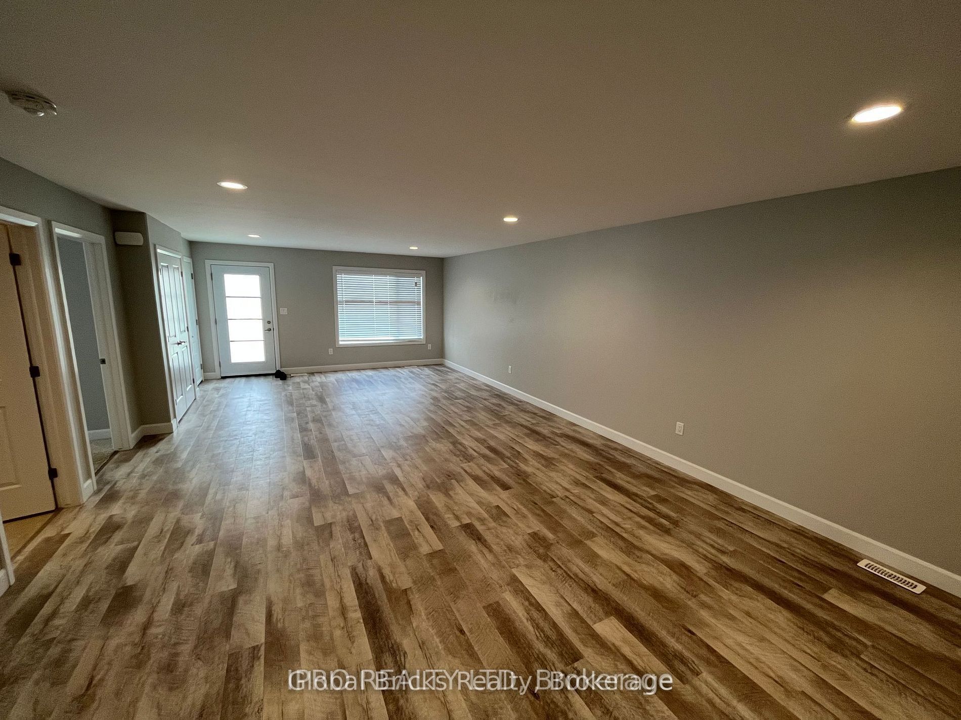 231 Manning Drive, Chatham-Kent, ON N7M 0S5 photo 3
