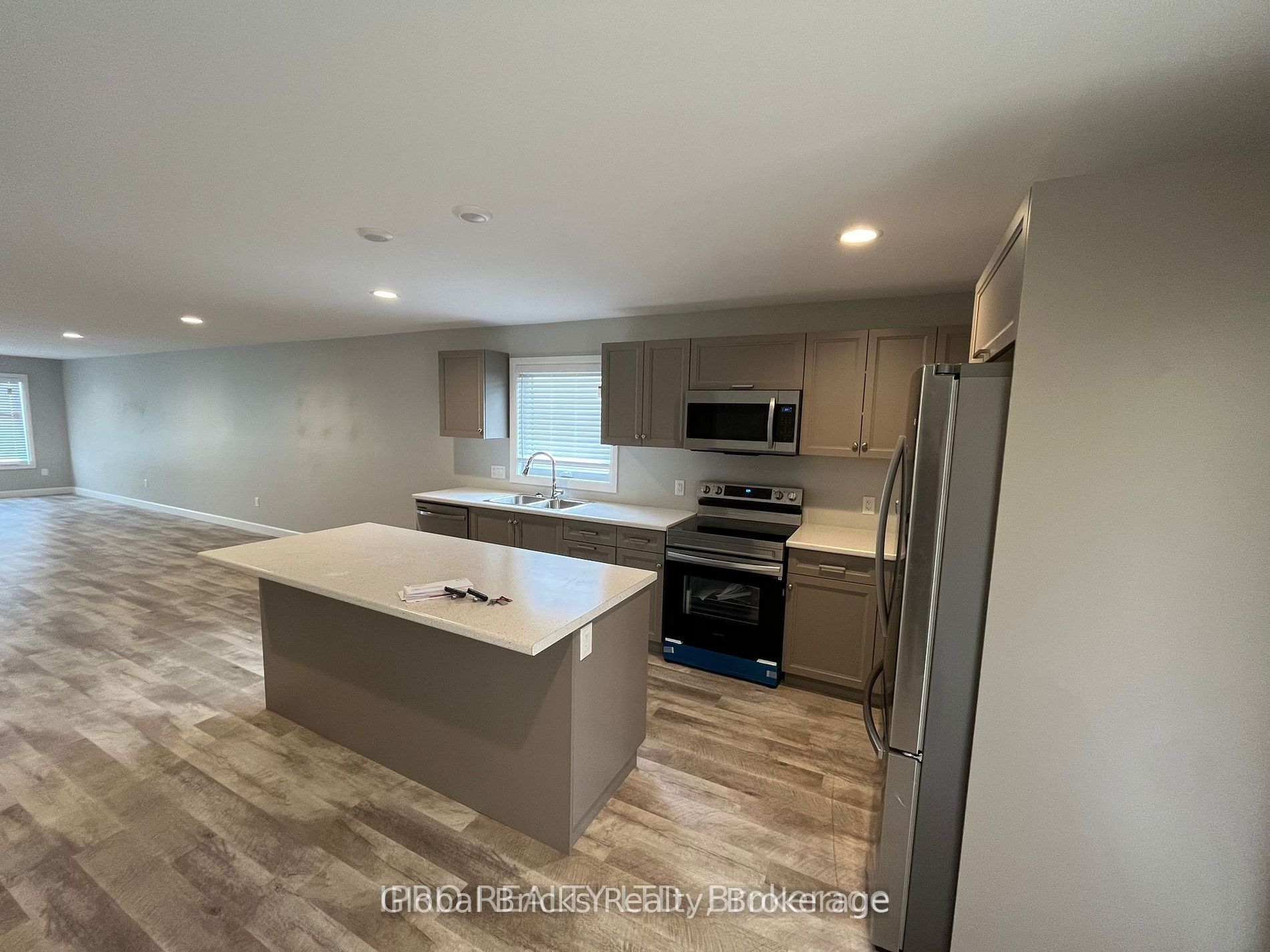 231 Manning Drive, Chatham-Kent, ON N7M 0S5 photo 5