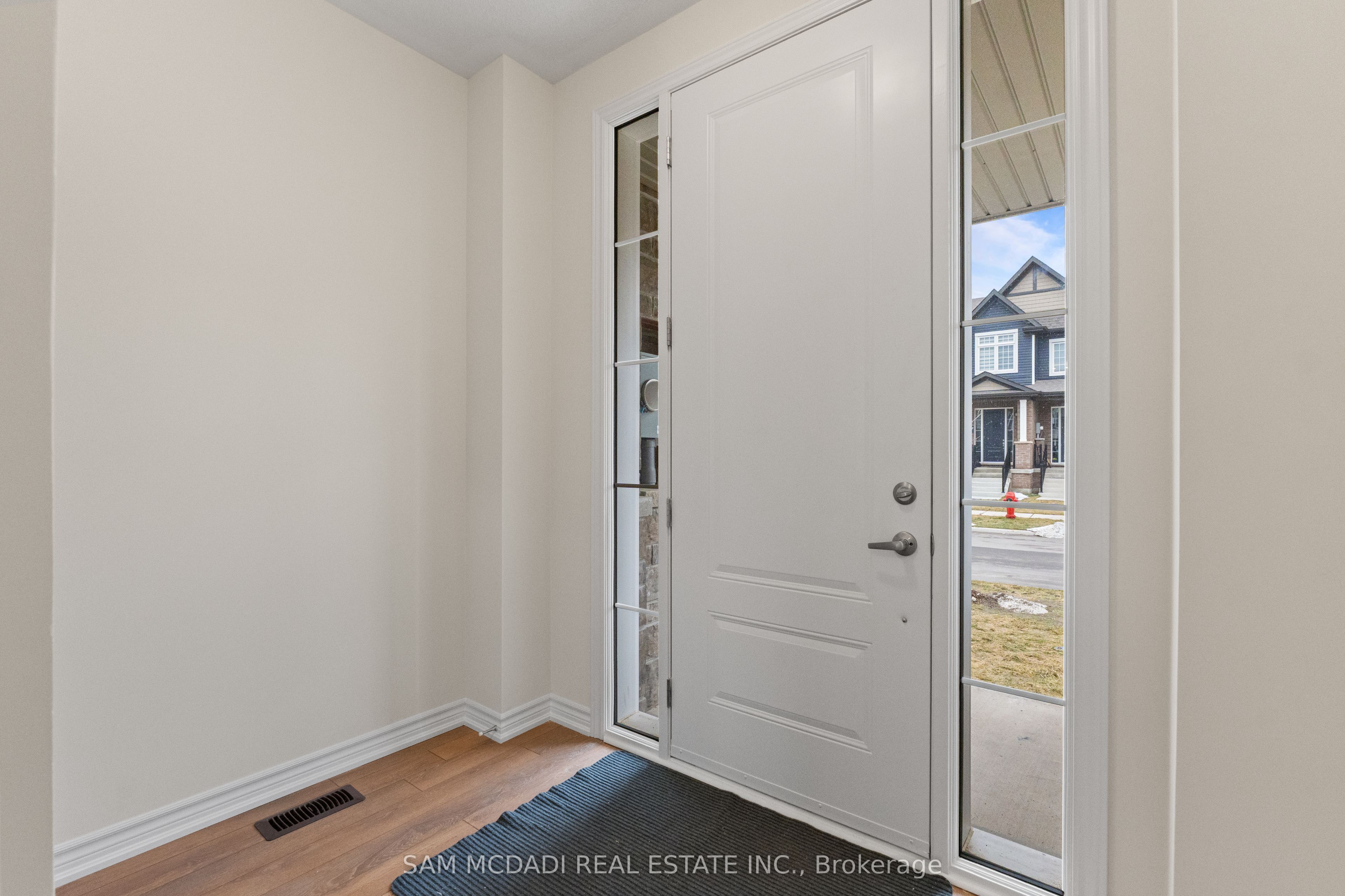 16 Brown Street, Erin, ON N0B 1T0 photo 3
