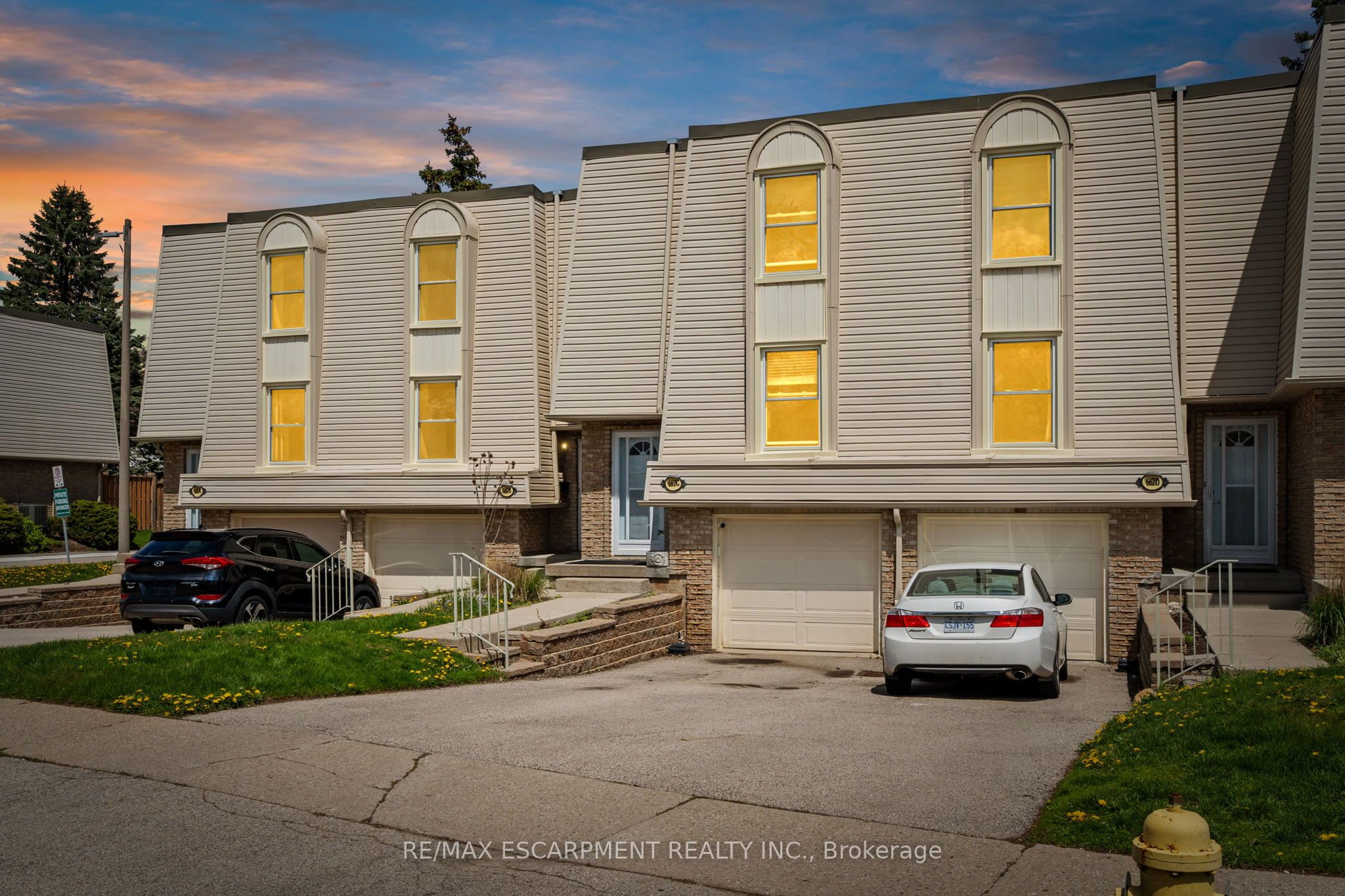 662 Grey Street C, Brantford, ON N3S 4Y4