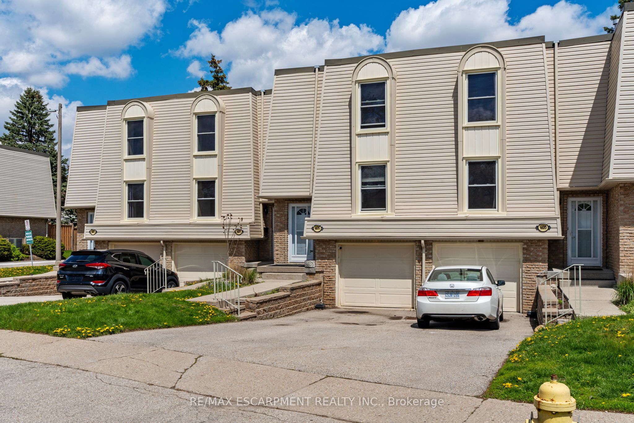 662 Grey Street C, Brantford, ON N3S 4Y4 photo 2