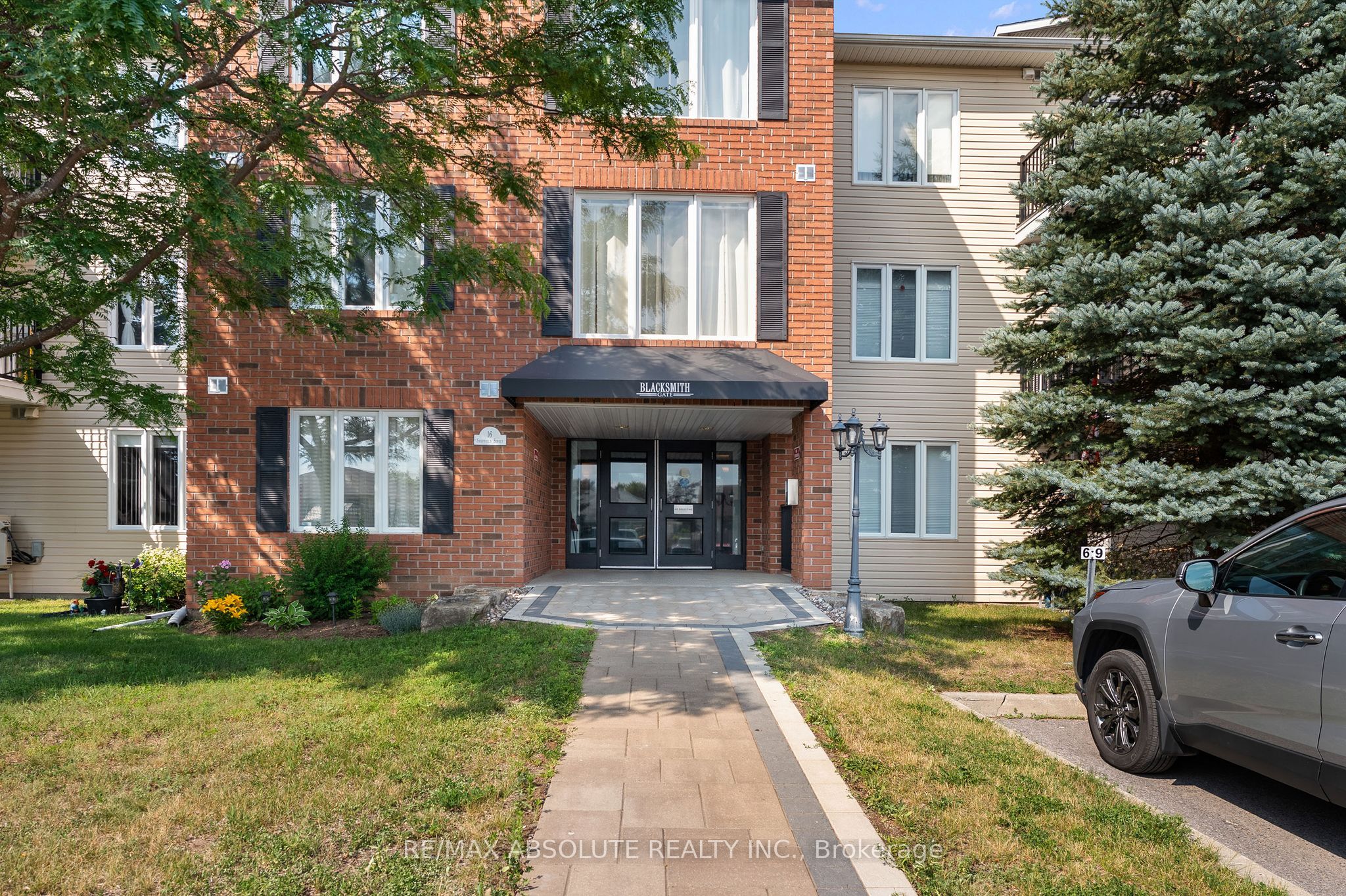 16 Sheffield Street 107, Arnprior, ON K7S 0A2