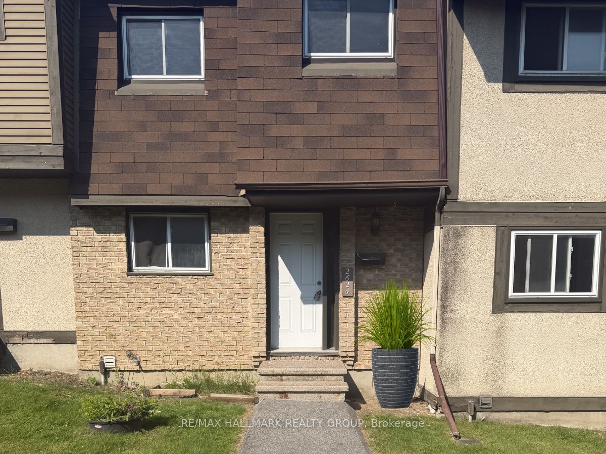 2624 Pimlico Crescent 122, Blossom Park - Airport and Area, ON K1T 2A8