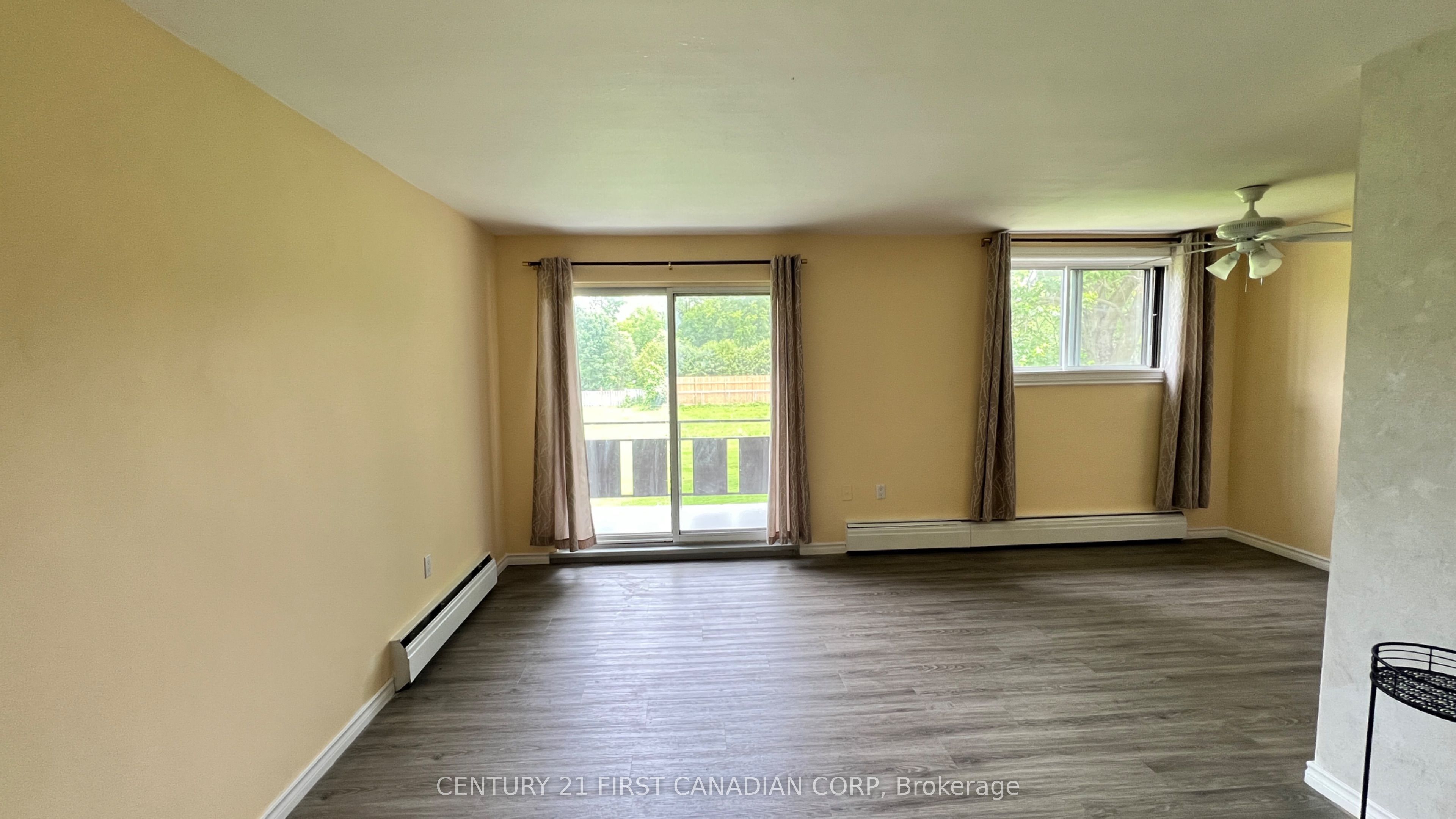 1830 DUMONT Street 207, London East, ON N5W 2S1