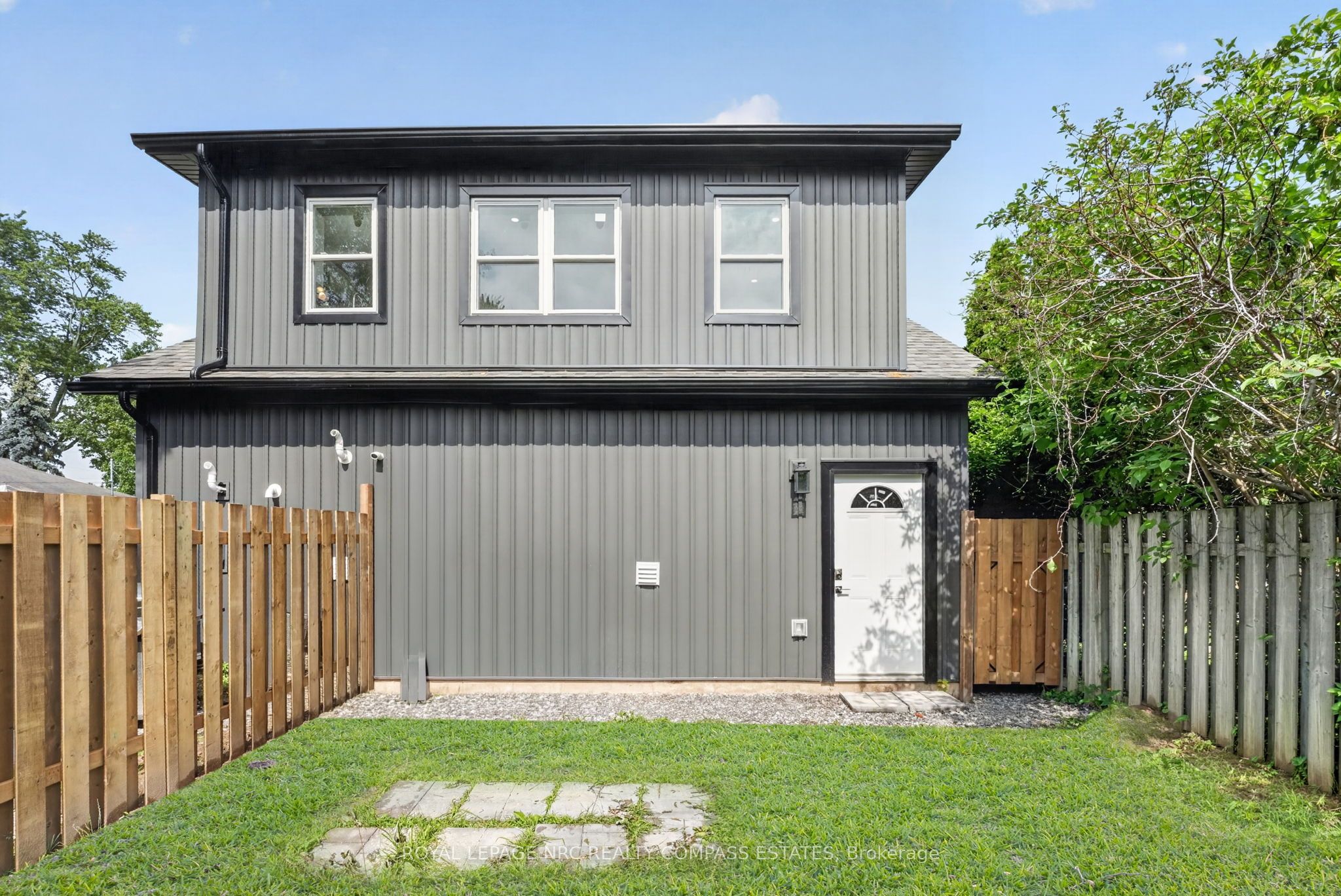 670A Niagara Street, St. Catharines, ON L2M 3R5 photo 2