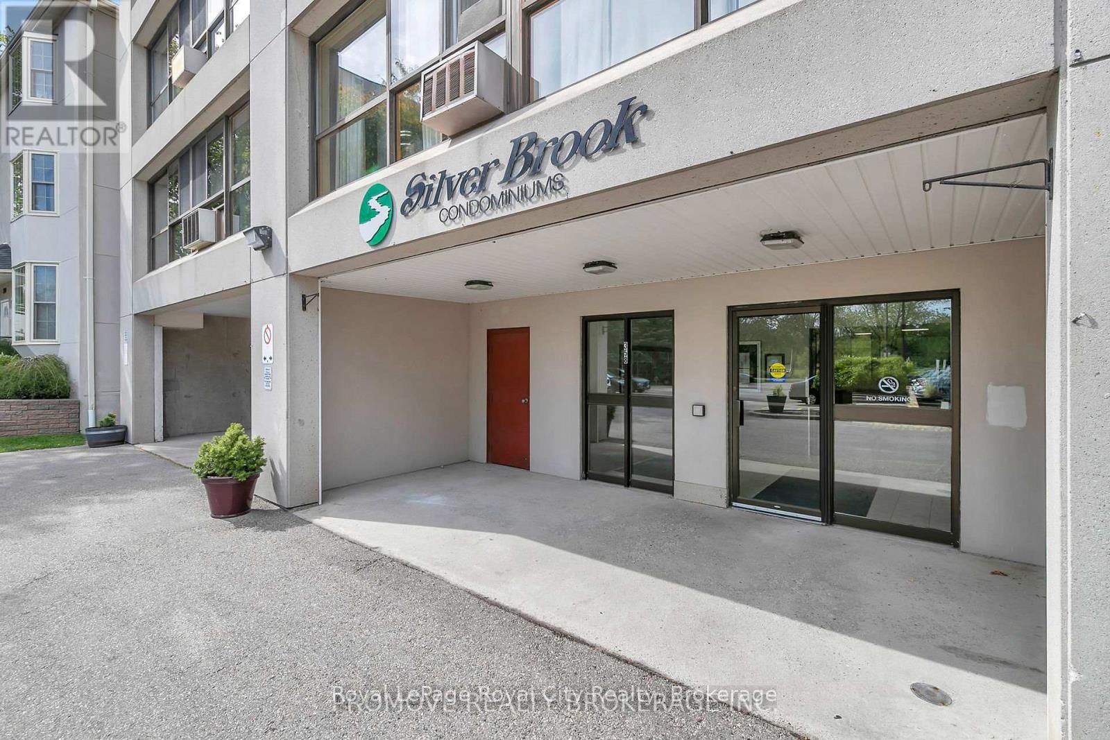 358 Waterloo Avenue 906, Guelph, ON N1H 7Y3