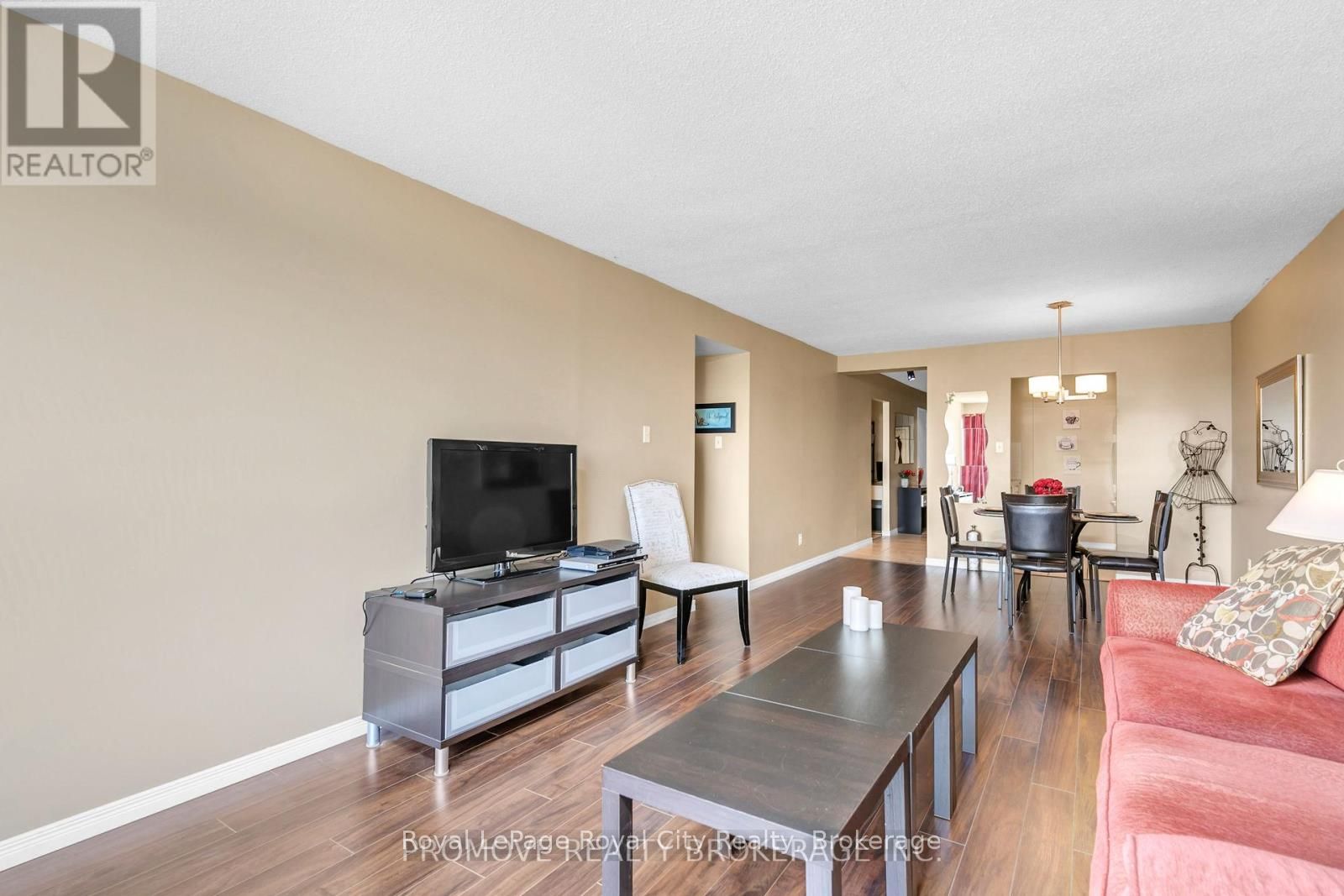 358 Waterloo Avenue 906, Guelph, ON N1H 7Y3 photo 5
