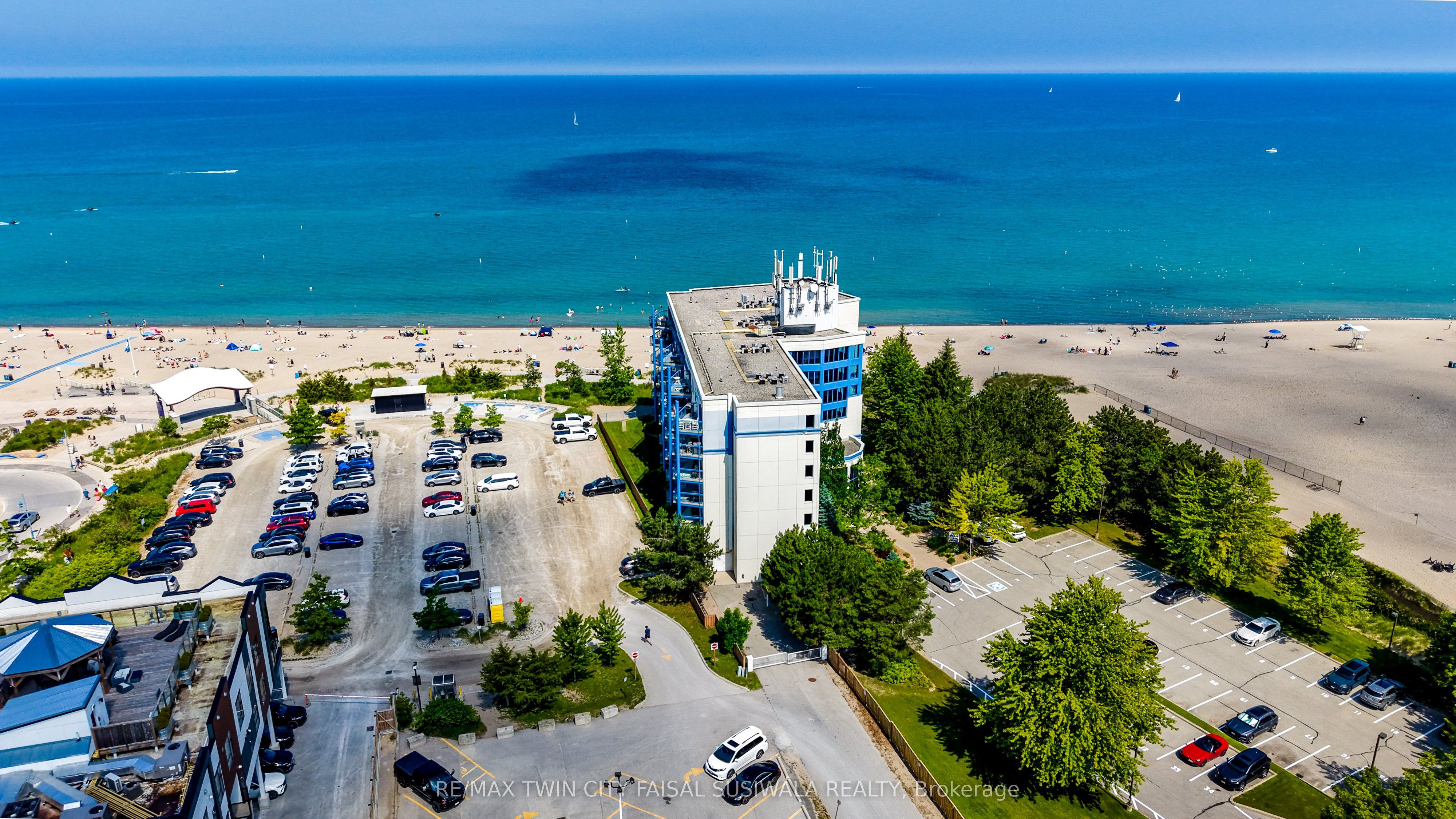 9 PINE Street 102, Lambton Shores, ON N0M 1T0 photo 2
