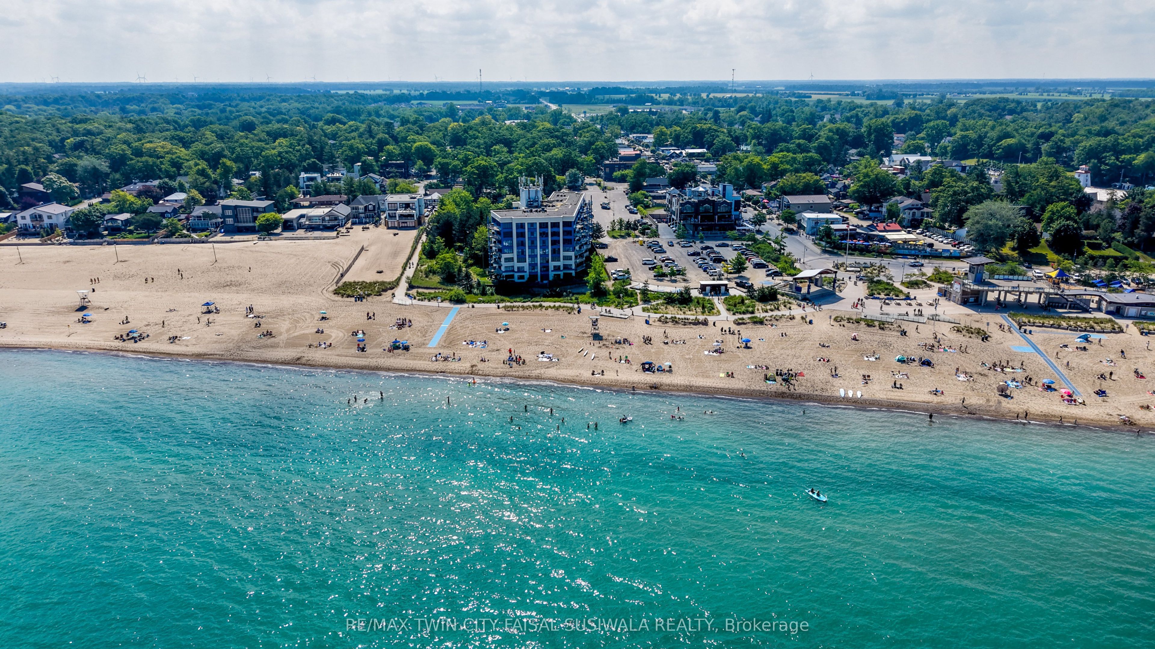 9 PINE Street 102, Lambton Shores, ON N0M 1T0 photo 4