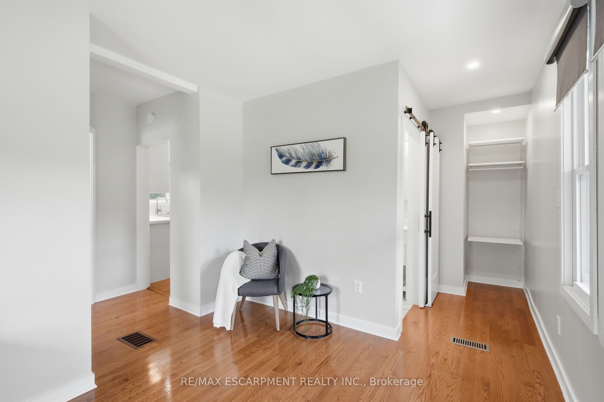 410 Beach Boulevard, Hamilton, ON L8H 6W7 photo 4