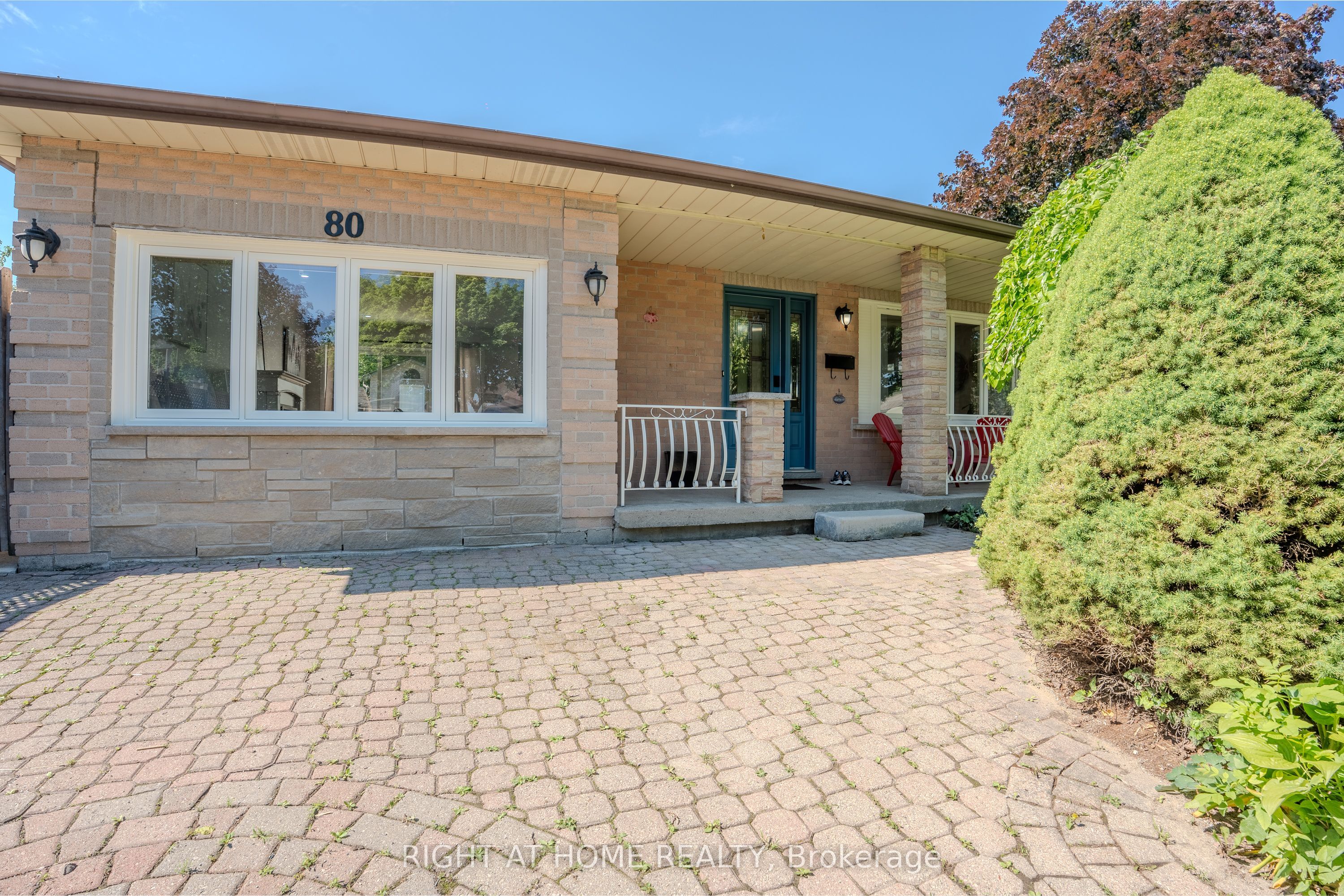 80 Chilton Drive, Hamilton, ON L8J 1M4 photo 3