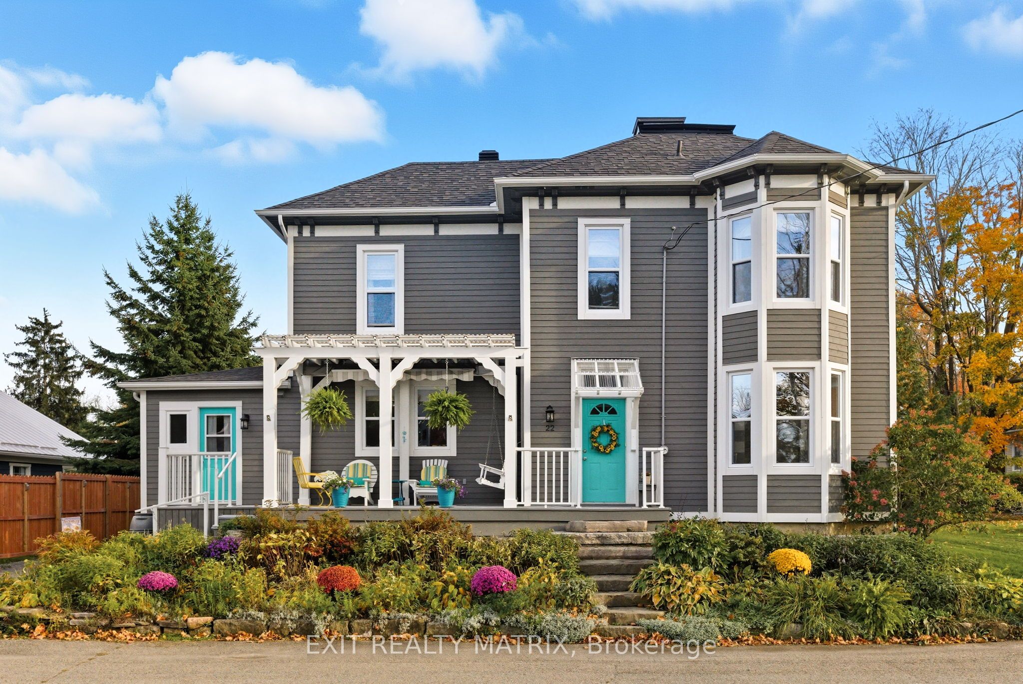 22 Water Street E, Rideau Lakes, ON K0G 1V0