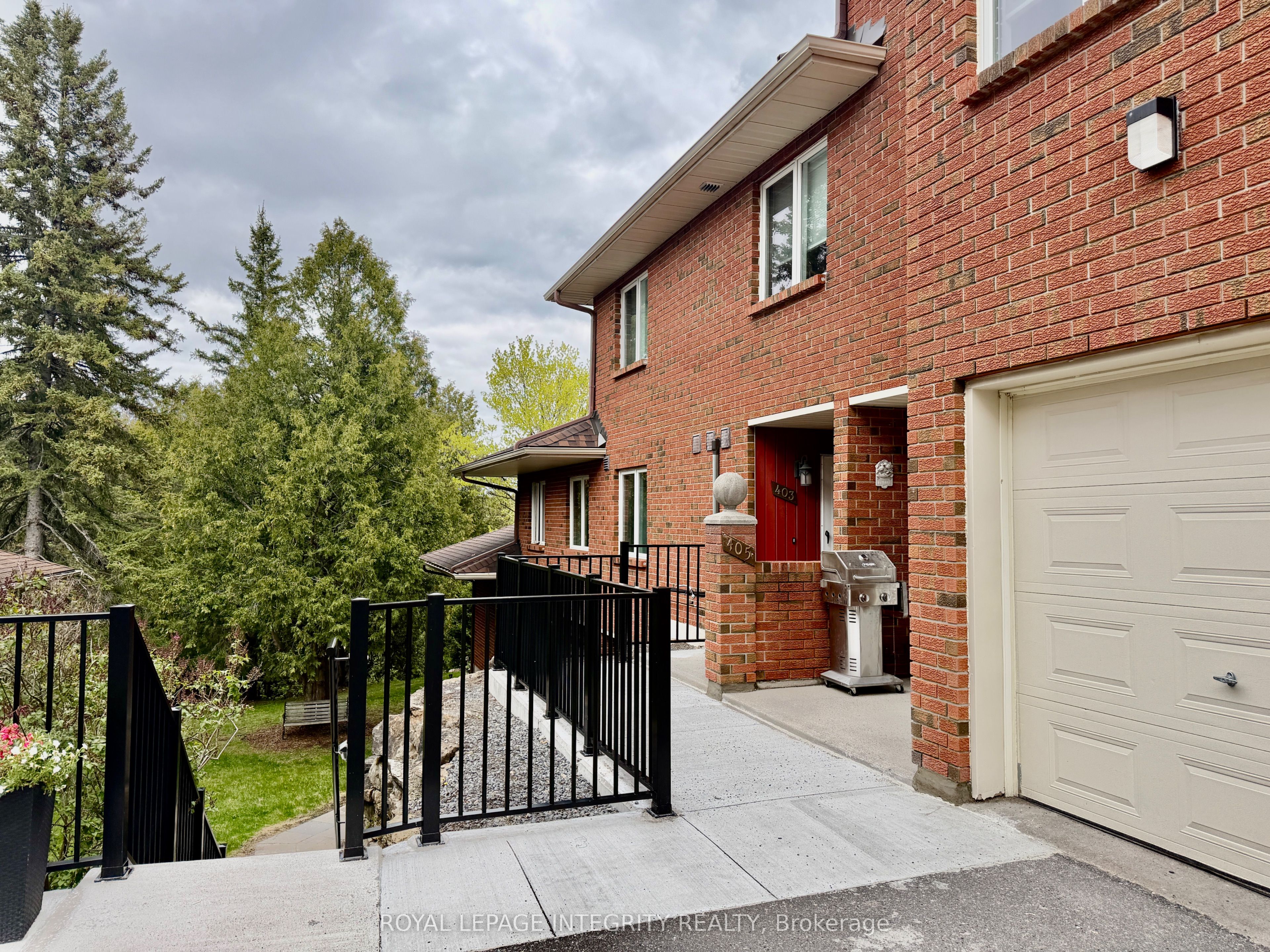 403 Stratas Circuit 26, Kanata, ON K2L 3K6 photo 4