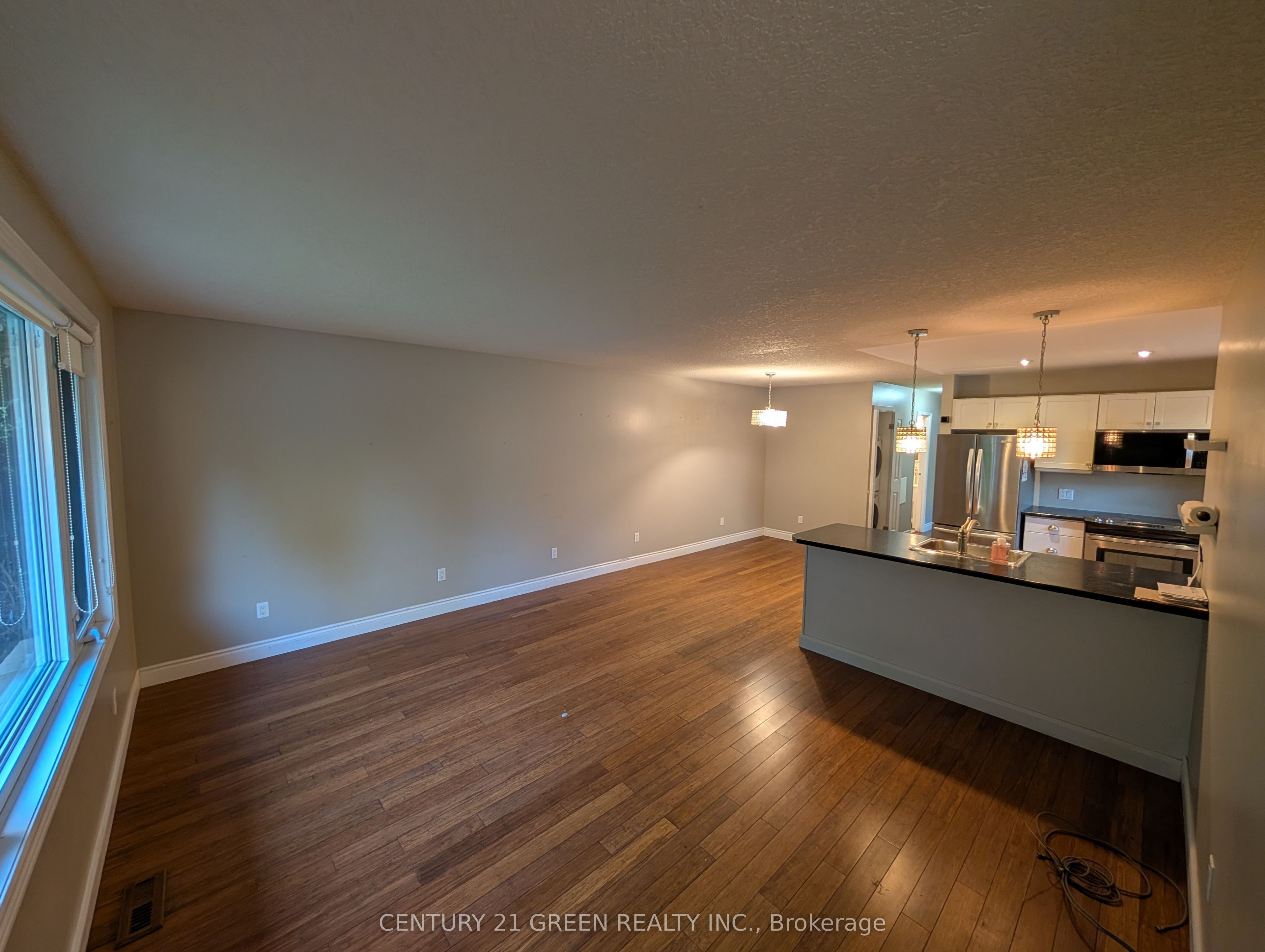 4 WENLOCK Crescent, London North, ON N6G 3B6 photo 3