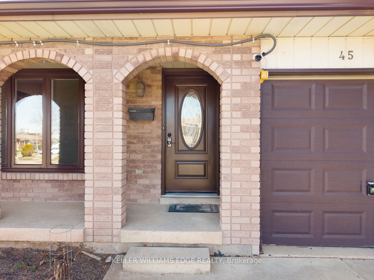 45 Juniper Drive, Hamilton, ON L8E 4C7 photo 2