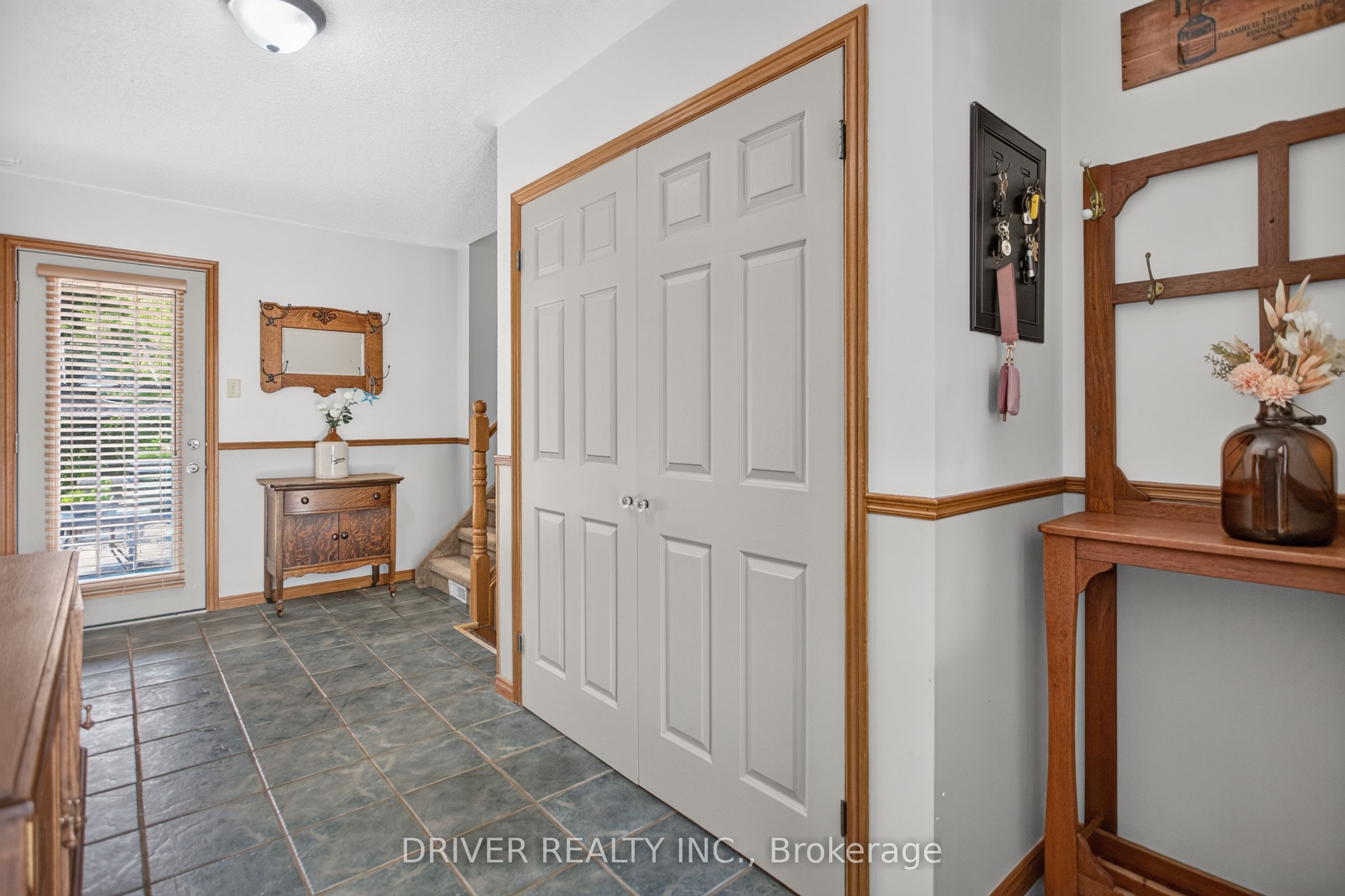 24 Hawthorne Crescent, Aylmer, ON N5H 3C3 photo 4