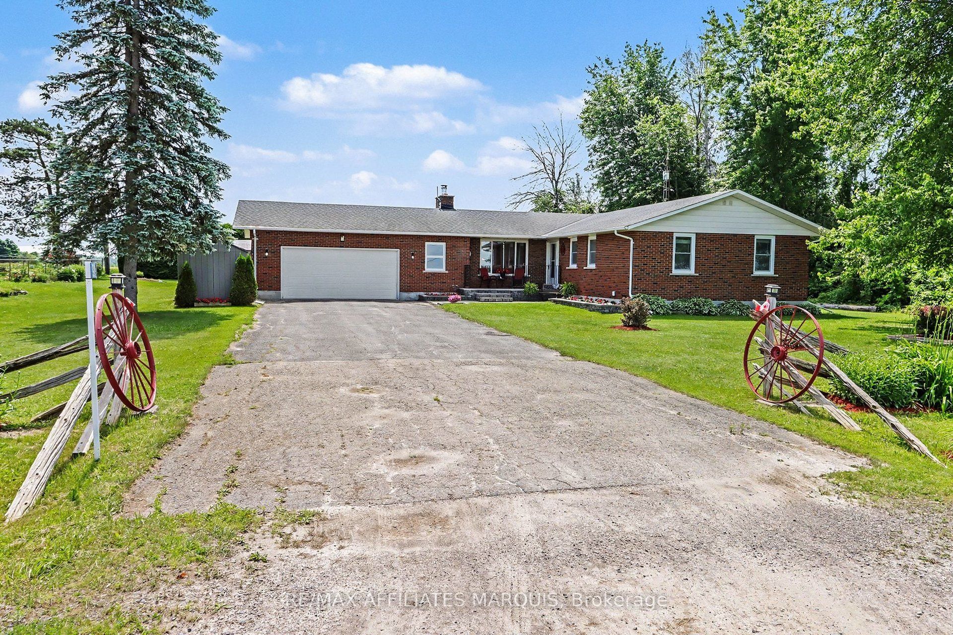 929 Kitley/s Elmsley Townline Rd,rr#4 Road, Elizabethtown-Kitley, ON K7A 4S5 photo 5