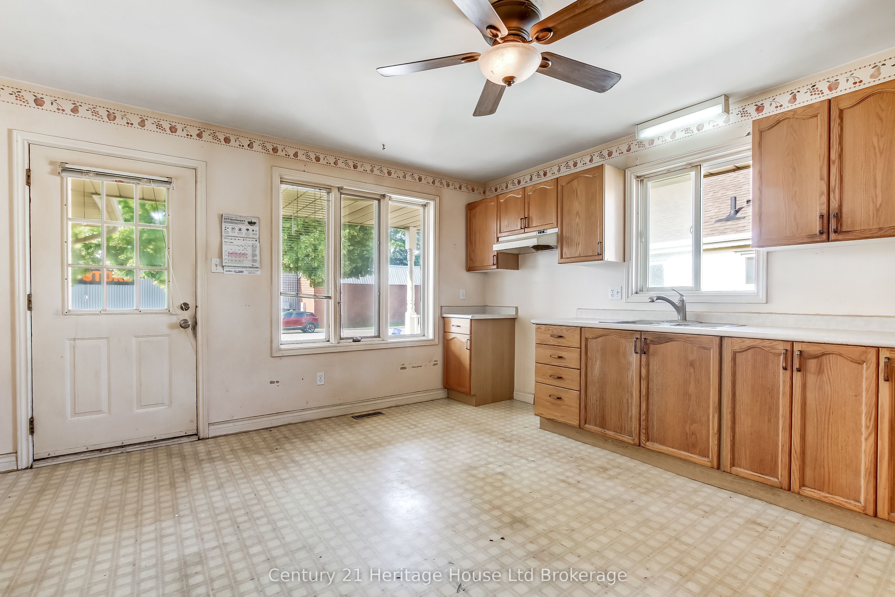 773 HOUNSFIELD Street, Woodstock, ON N4S 1P6 photo 5