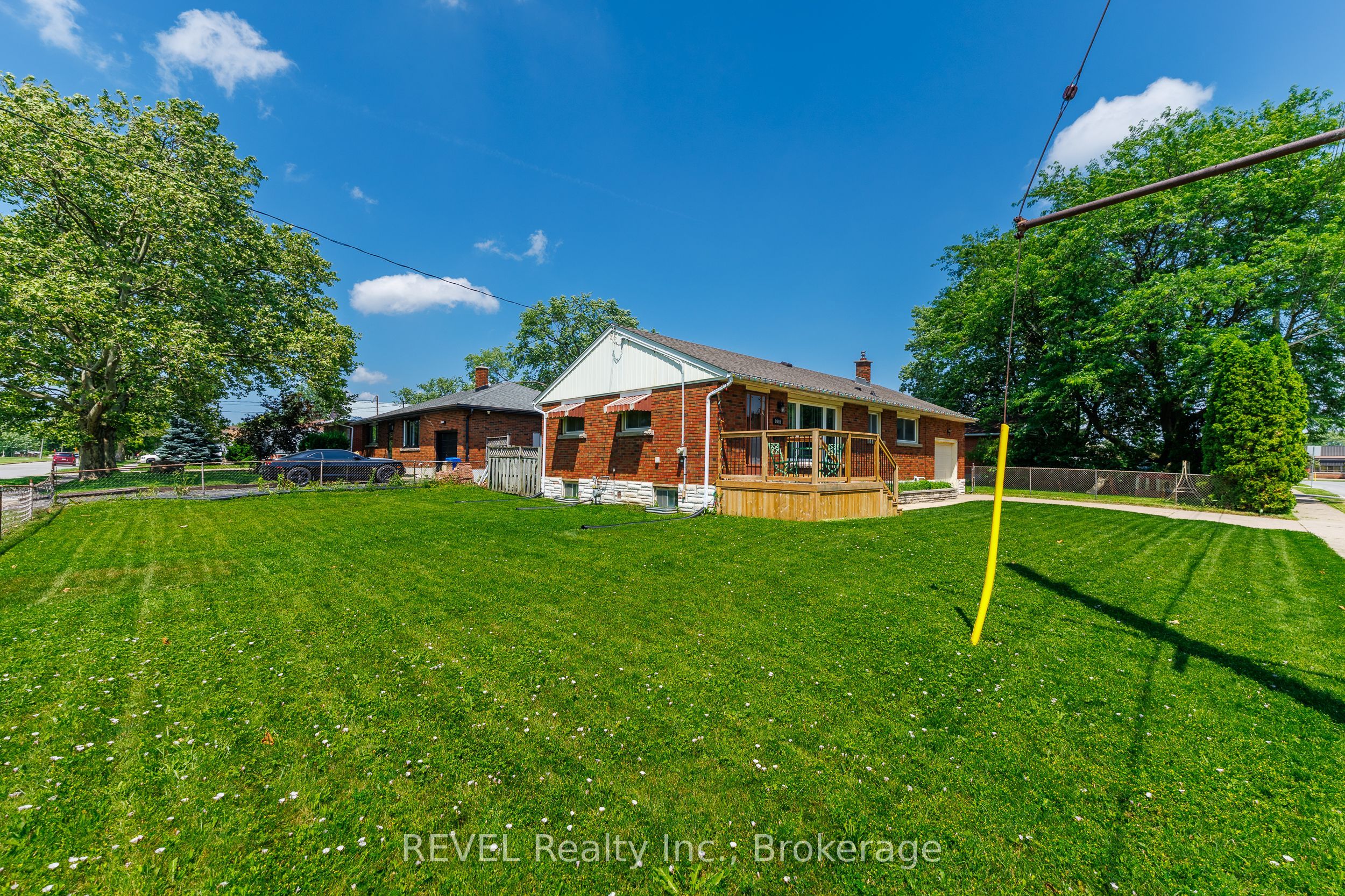 6945 Douglas Street, Niagara Falls, ON L2G 3C6 photo 5