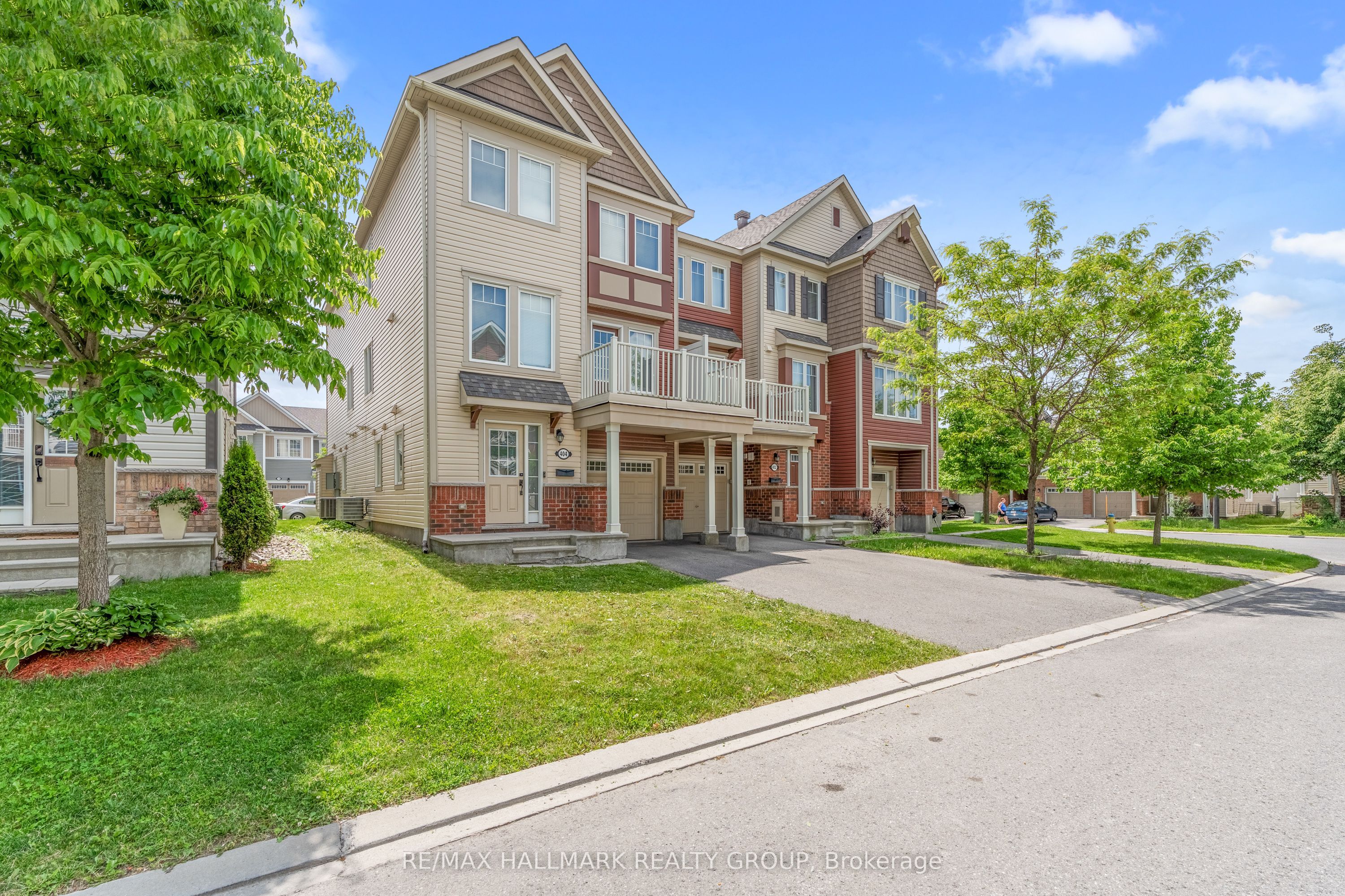 404 Rosingdale Street, Kanata, ON K2R 1G9 photo 2