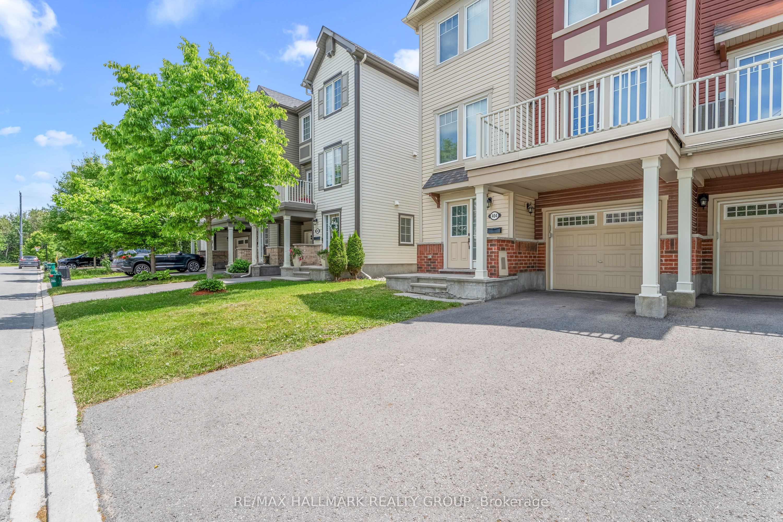 404 Rosingdale Street, Kanata, ON K2R 1G9 photo 3