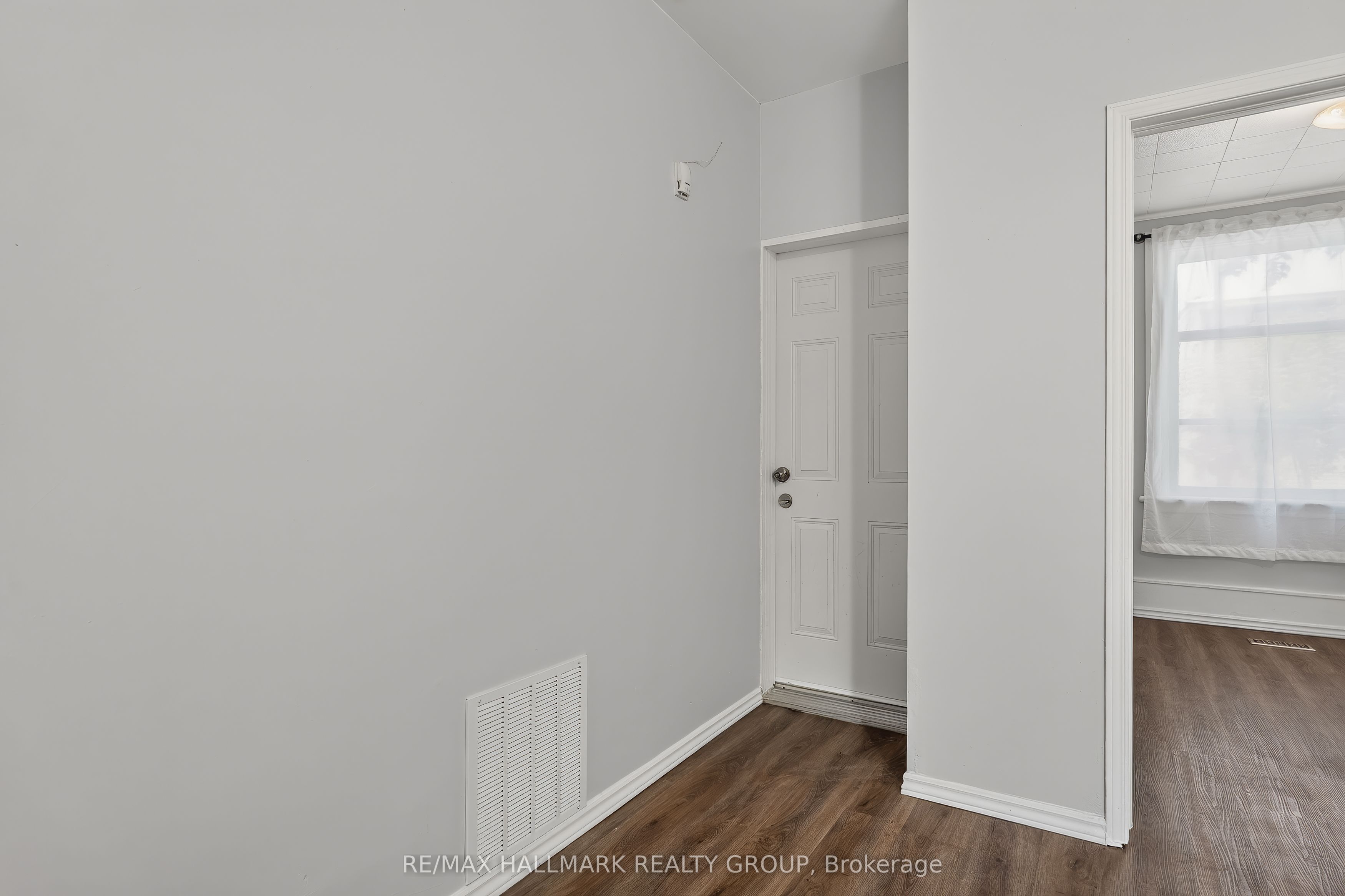 174 Arthur Street, West Centre Town, ON K1R 7C4 photo 4