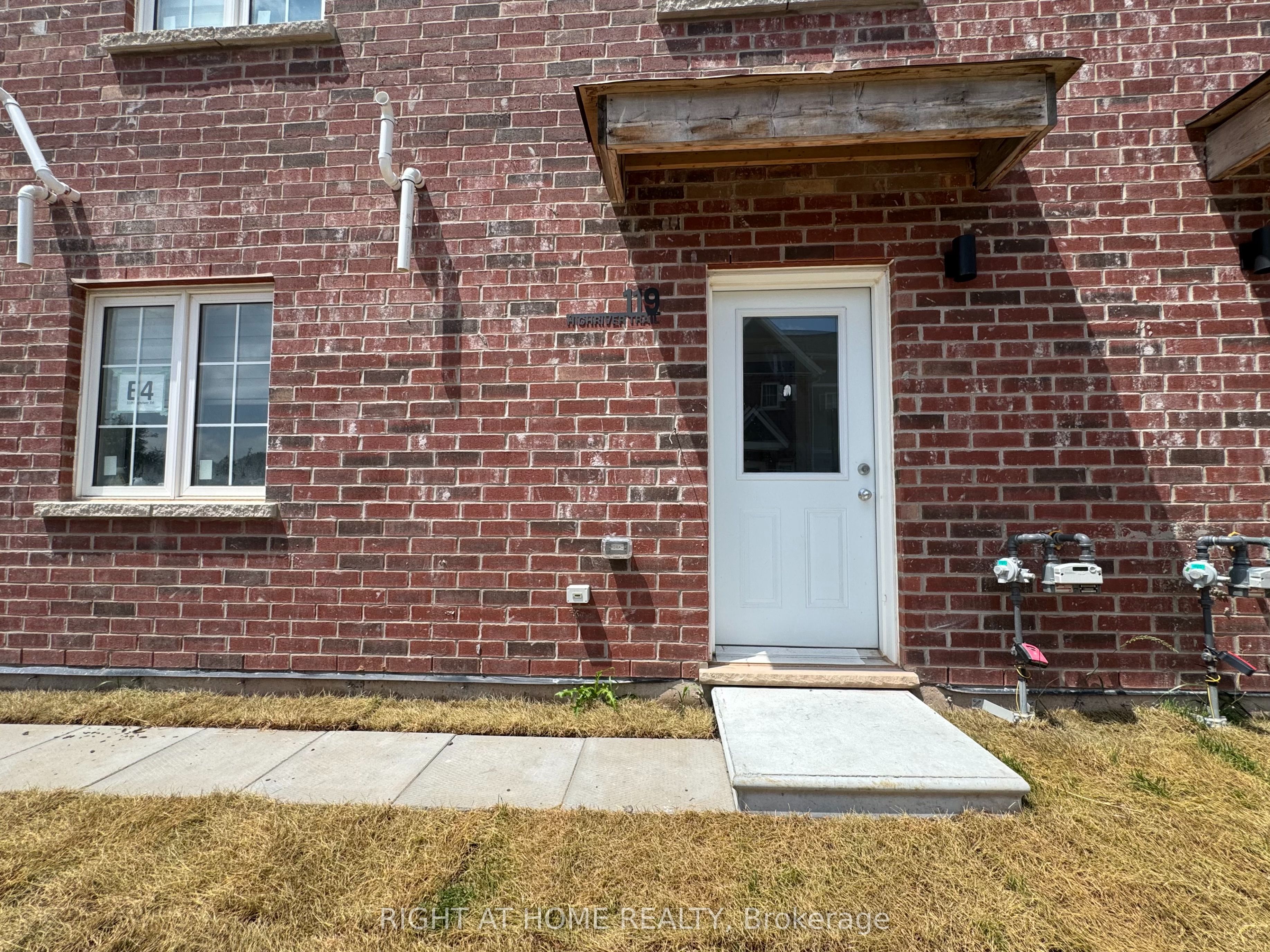 119 Highriver Trail (Main), Welland, ON L3C 0H6 photo 3