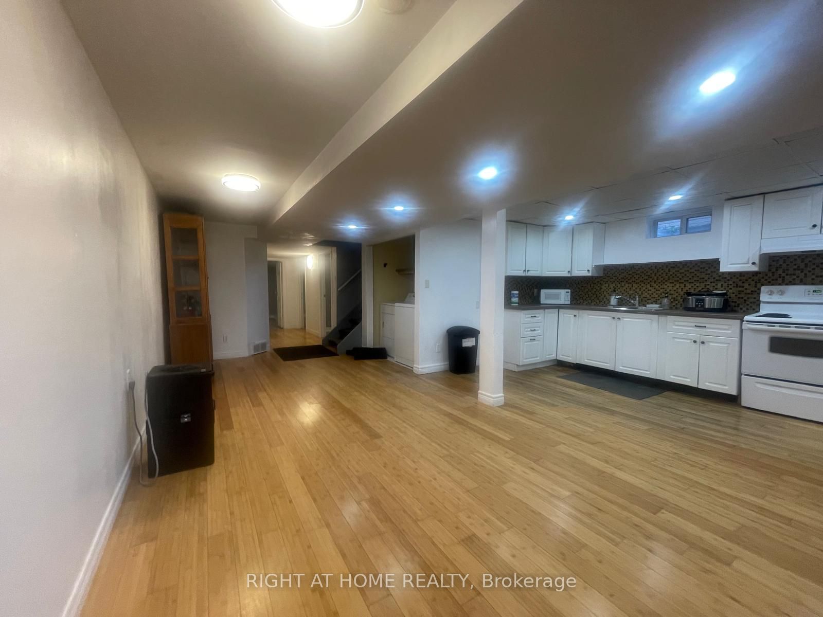 135 Northgate Drive (Basmt), Welland, ON L3C 5Y3 photo 5