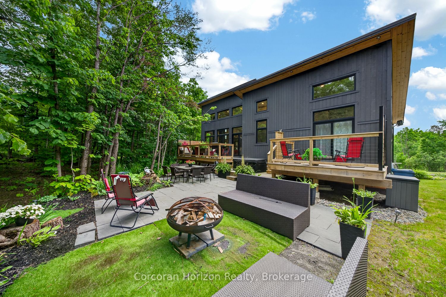 9 Silver Birch Circle N, McKellar, ON P2A 0B5 photo 4