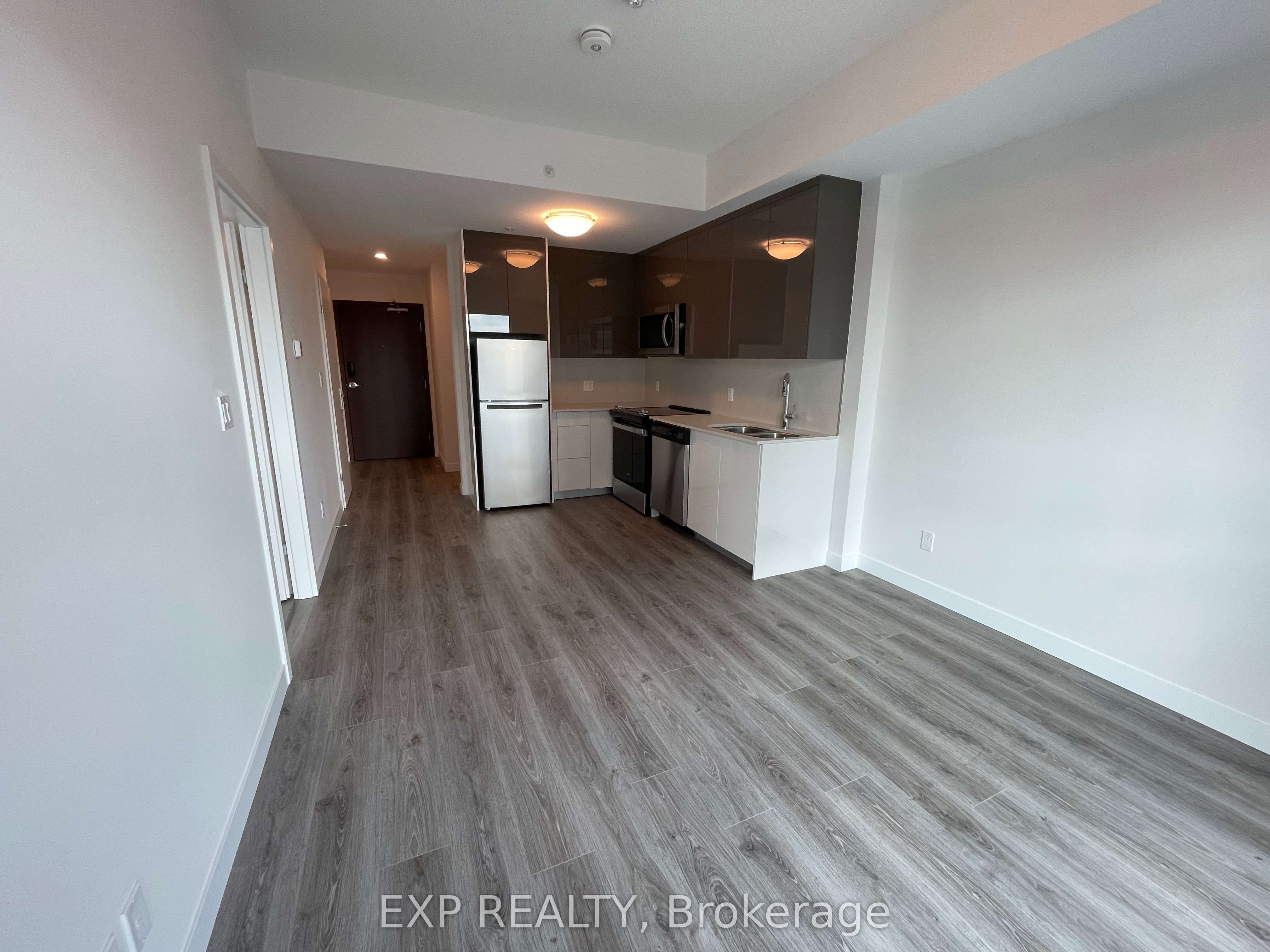 60 Frederick Street 304, Kitchener, ON N2H 0C7 photo 3