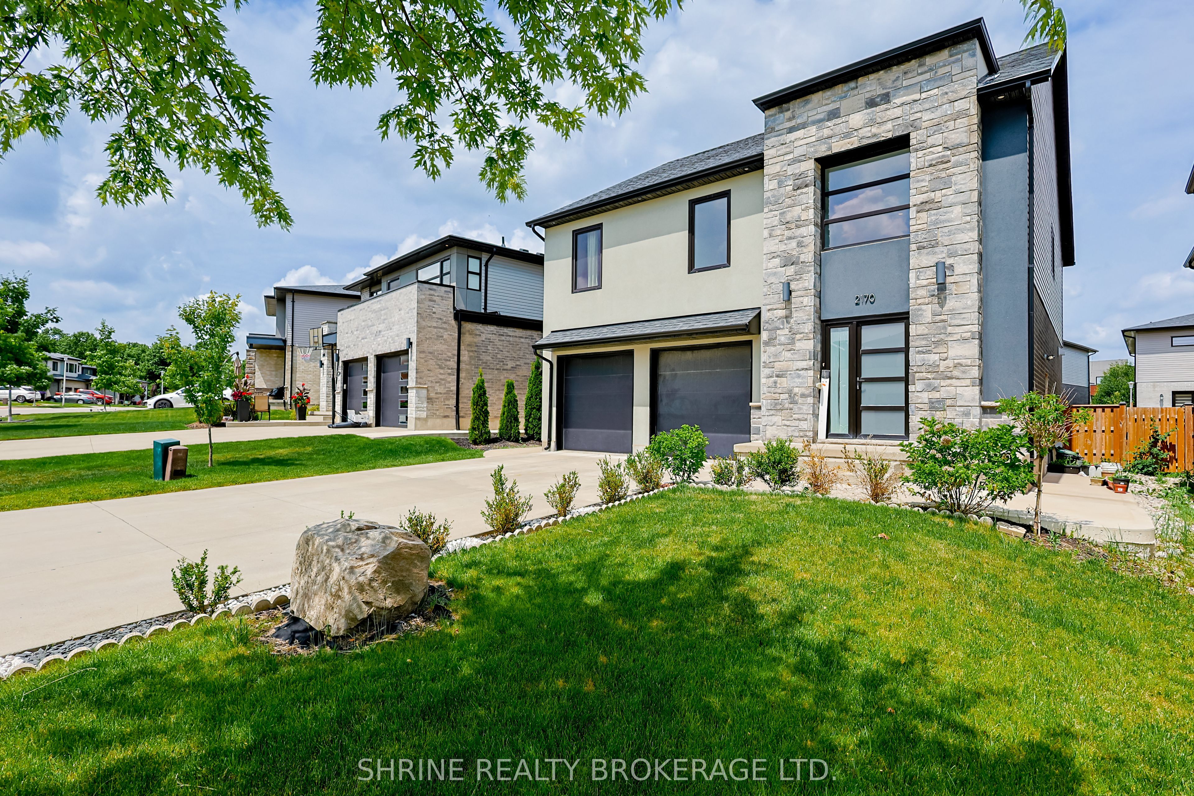 2170 Debra Drive, London South, ON N6P 0E5 photo 2