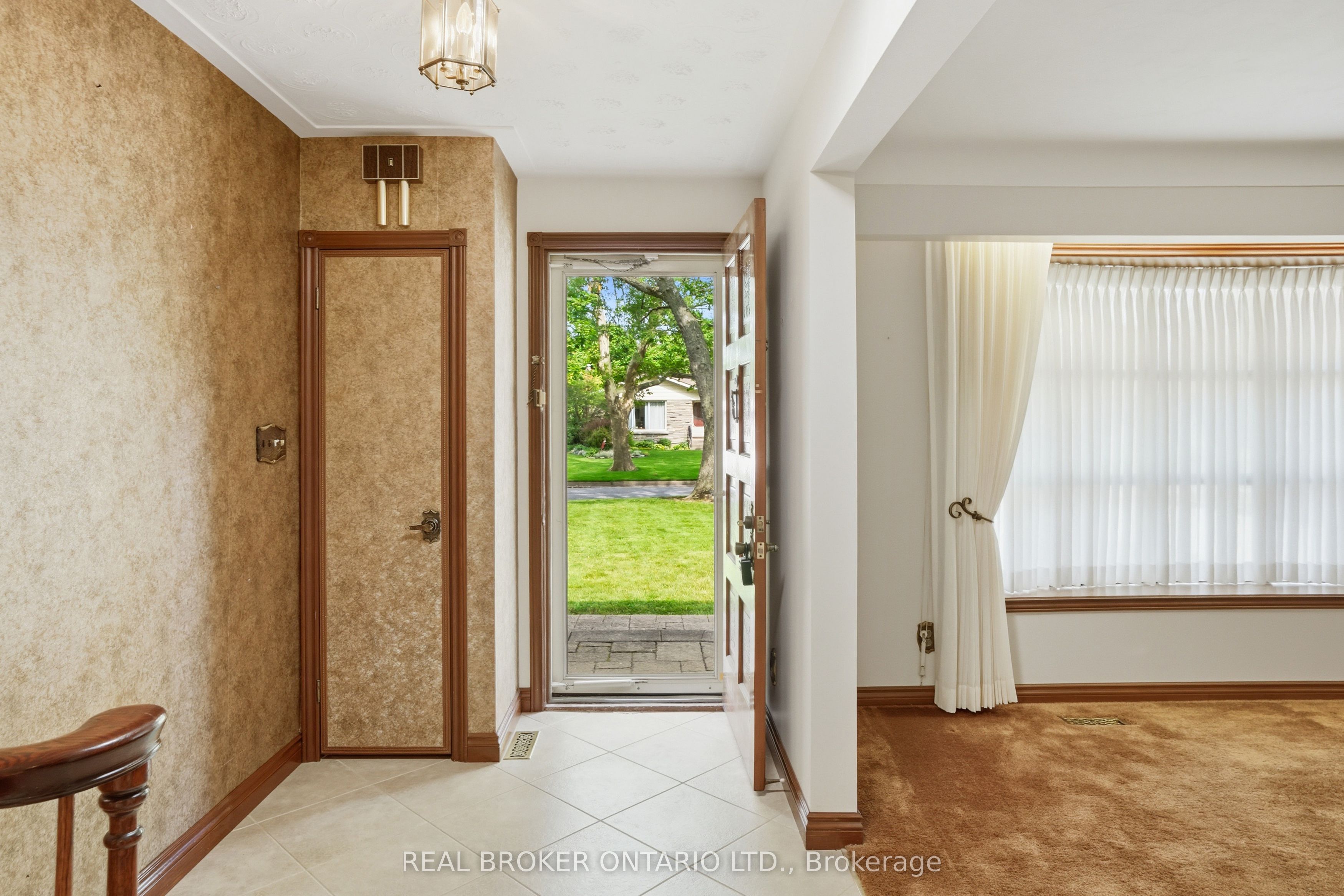 23 Kings Grant Road, St. Catharines, ON L2N 2S1 photo 5