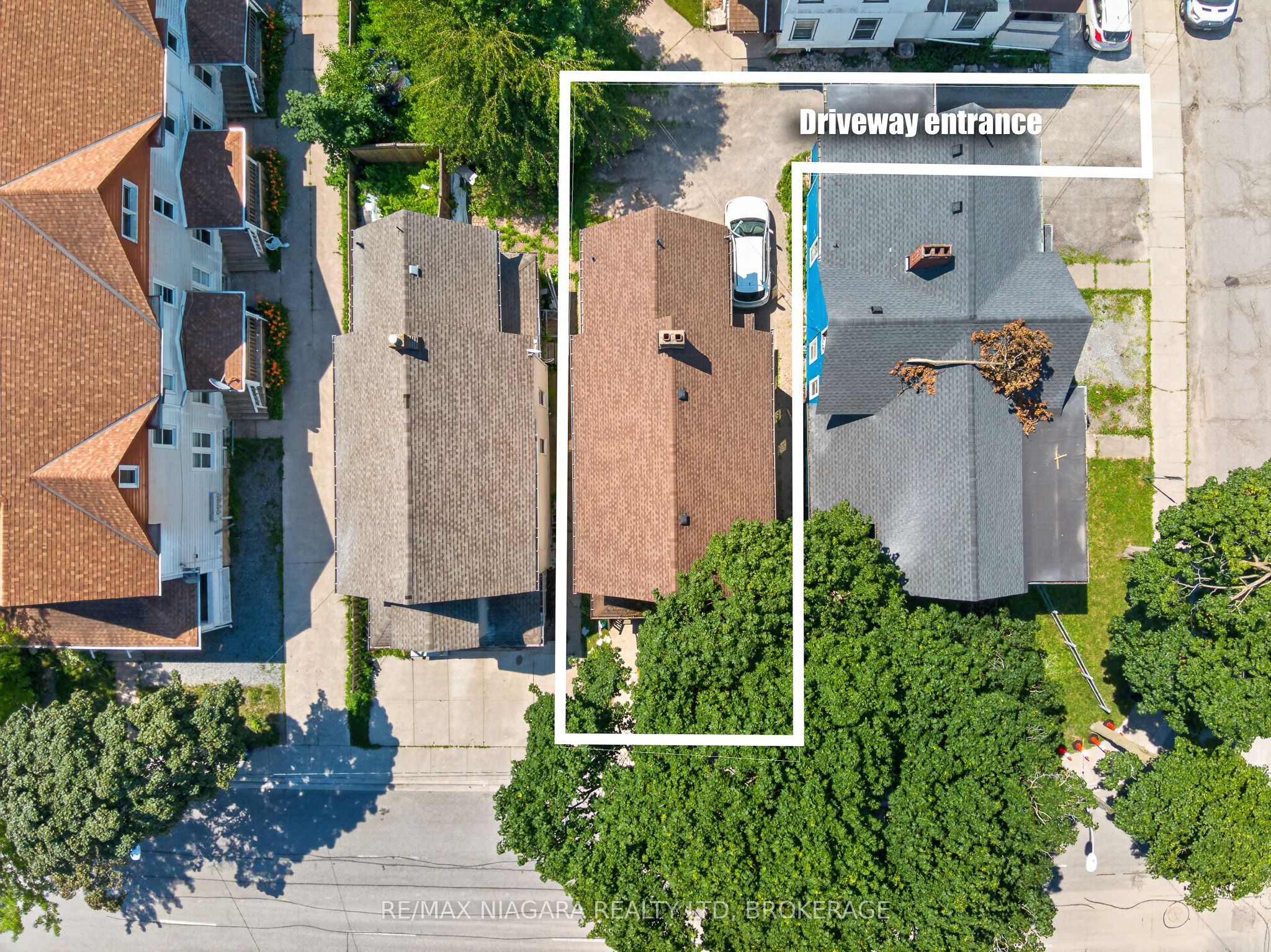 4454 Huron Street, Niagara Falls, ON L2E 2H2 photo 4