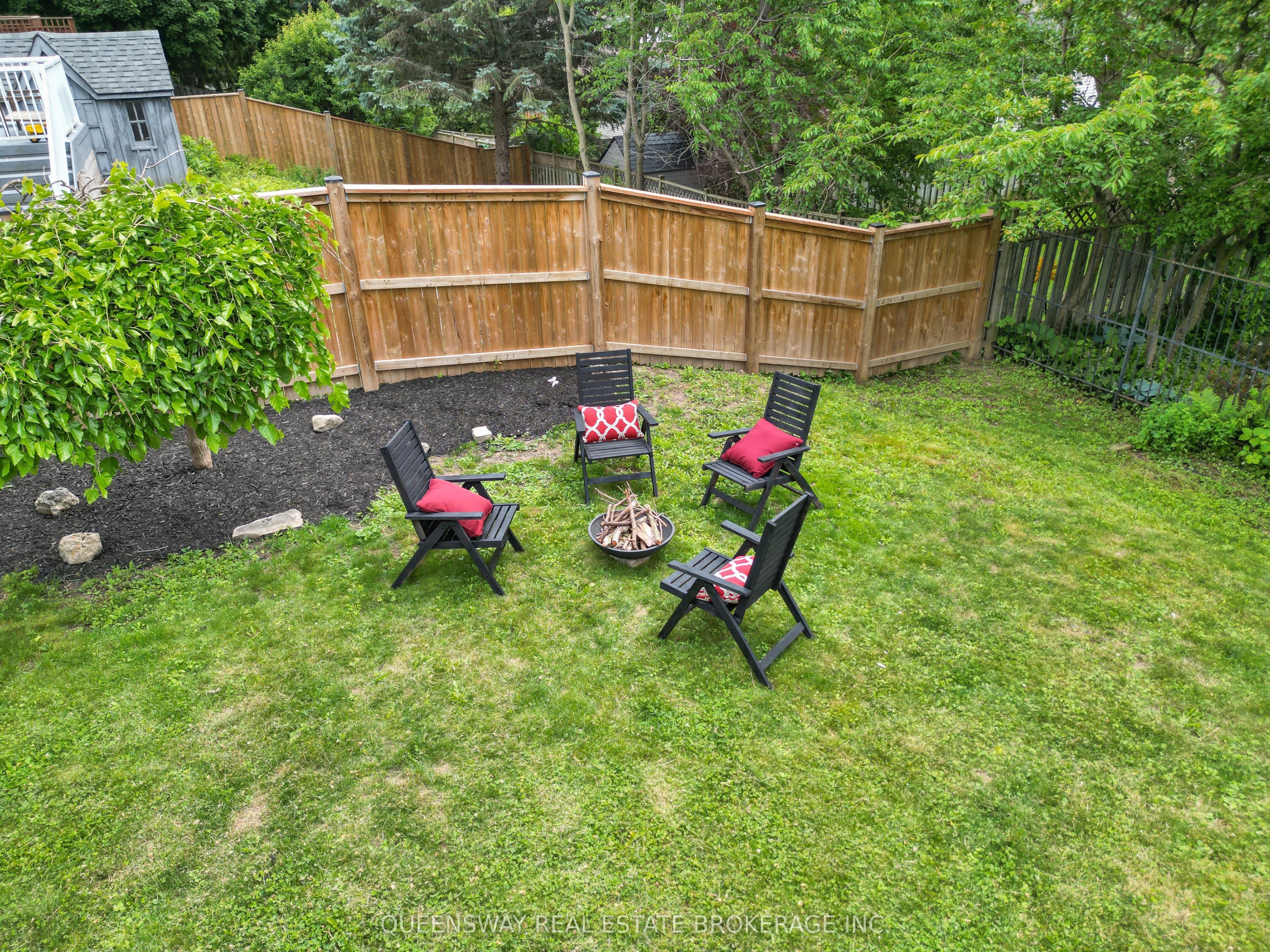 46 Greenwich Drive, Guelph, ON N1H 8C5 photo 3