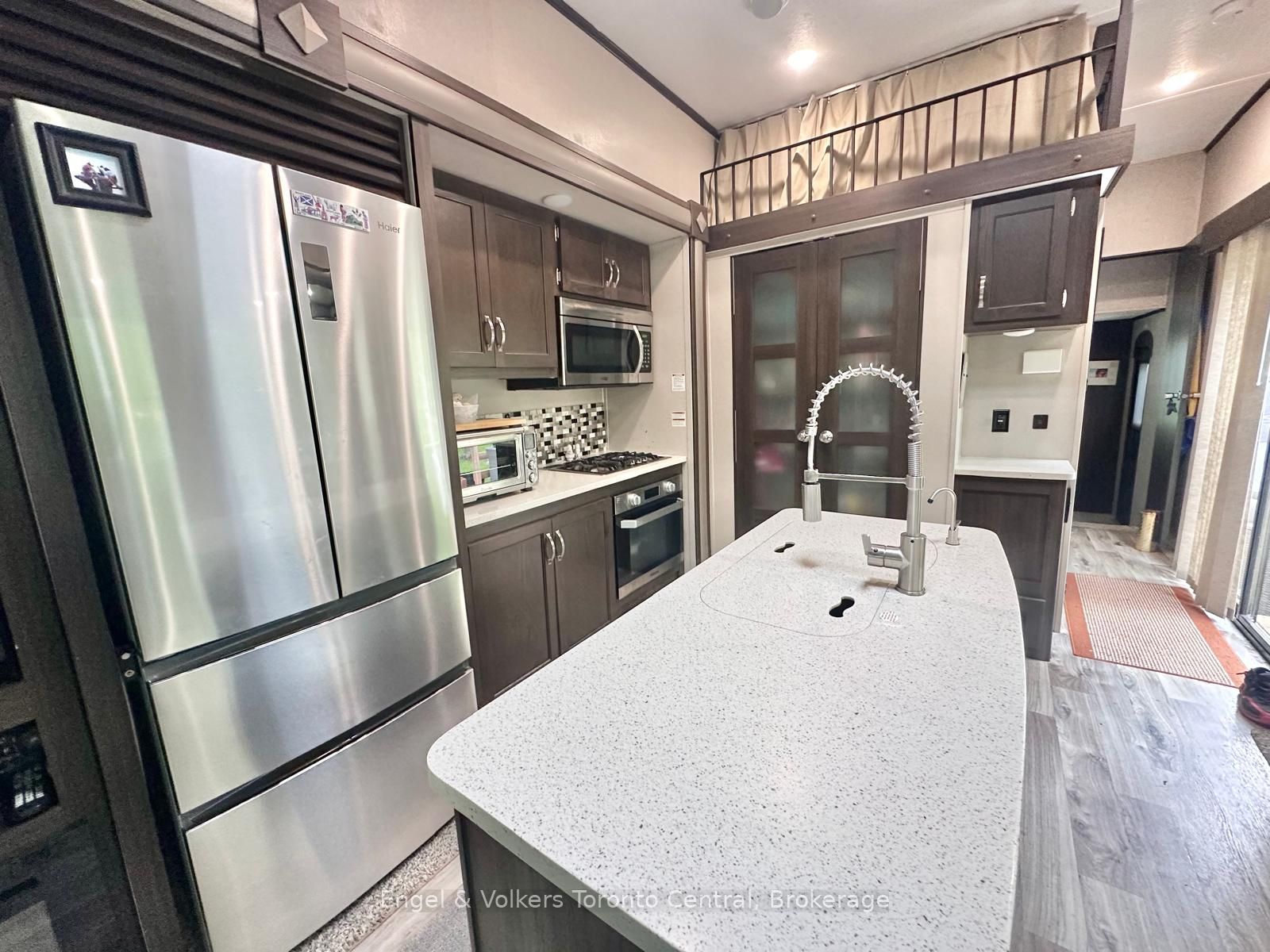 7489 SIDEROAD 5. E H 28, Wellington North, ON N0G 2L0 photo 4