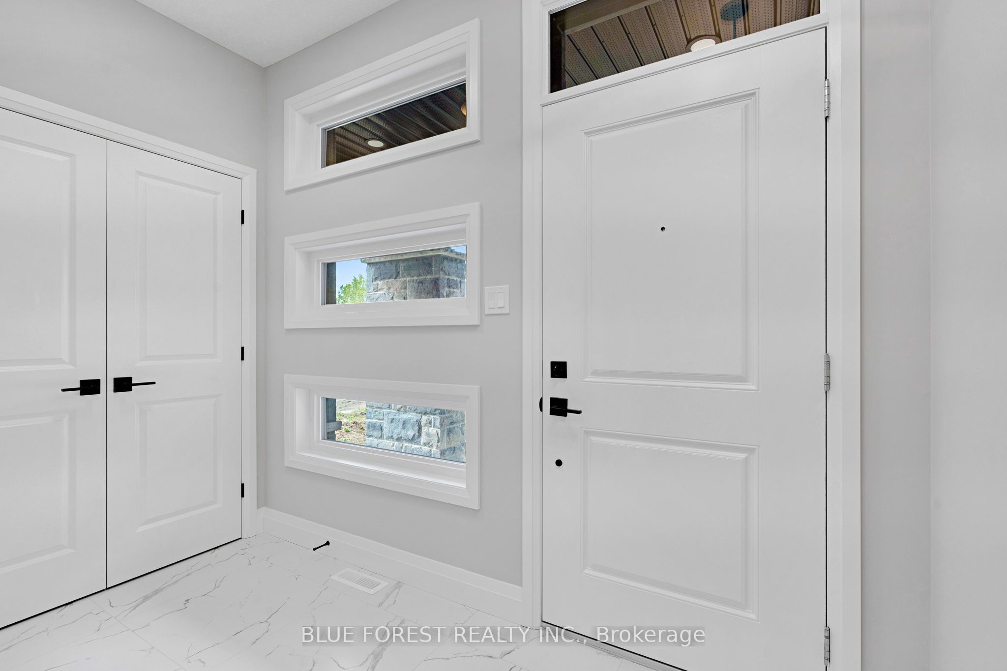 147 SHIRLEY Street, Thames Centre, ON N0M 2P0 photo 3