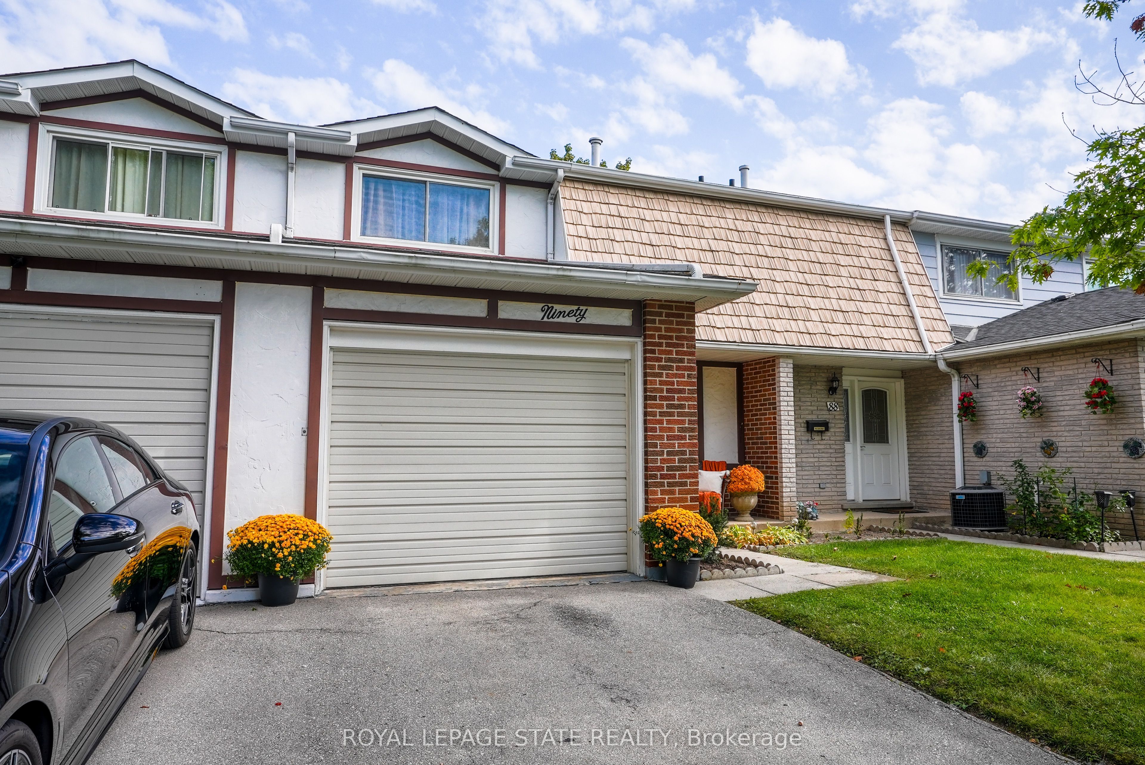 90 St Andrews Drive, Hamilton, ON L8K 6H4 photo 3