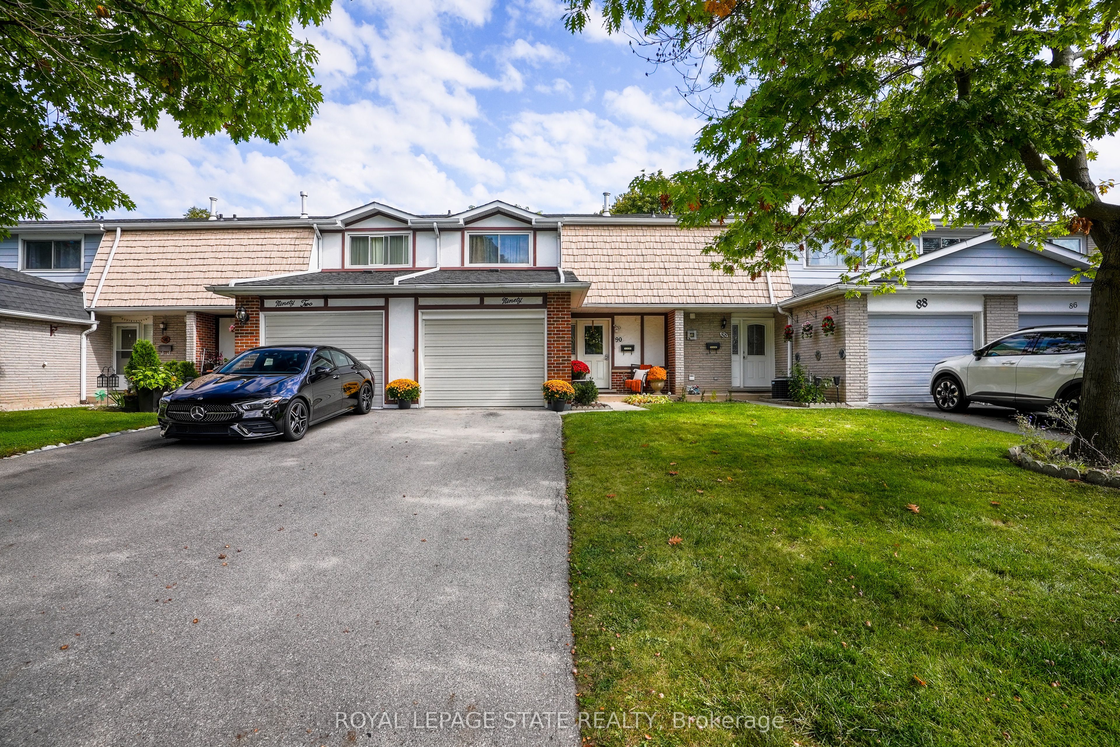 90 St Andrews Drive, Hamilton, ON L8K 6H4 photo 4
