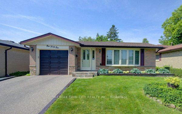 141 Hazelglen Drive, Kitchener, ON N2M 2E6 photo 3