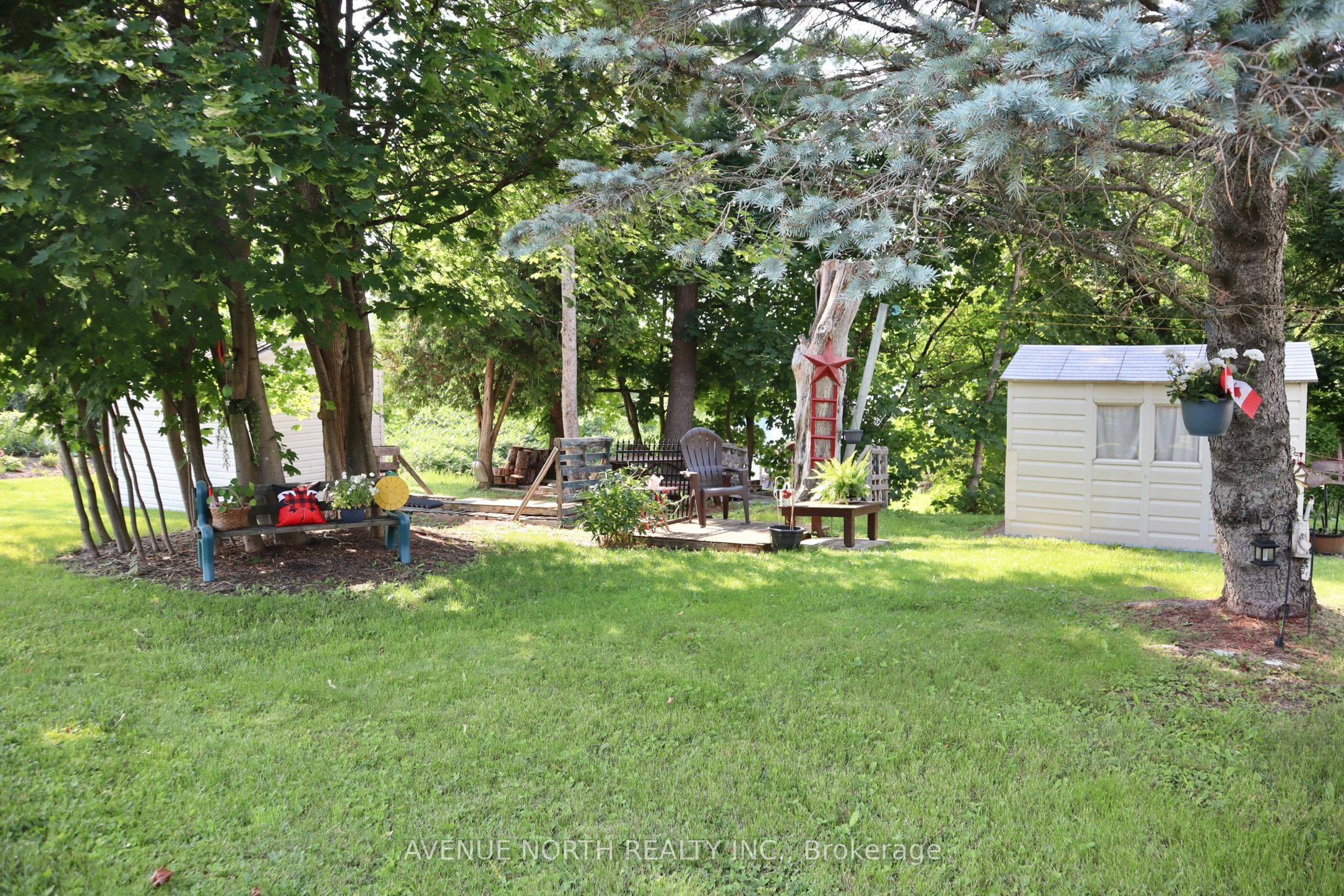 2125 Old Montreal Road, Orleans - Cumberland and Area, ON K4C 1G7 photo 4