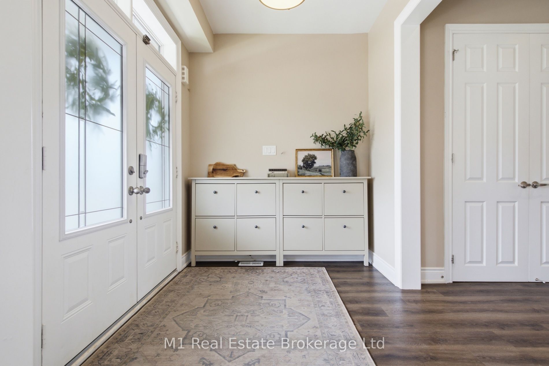 140 Harpin Way E, Centre Wellington, ON N1M 0G9 photo 4