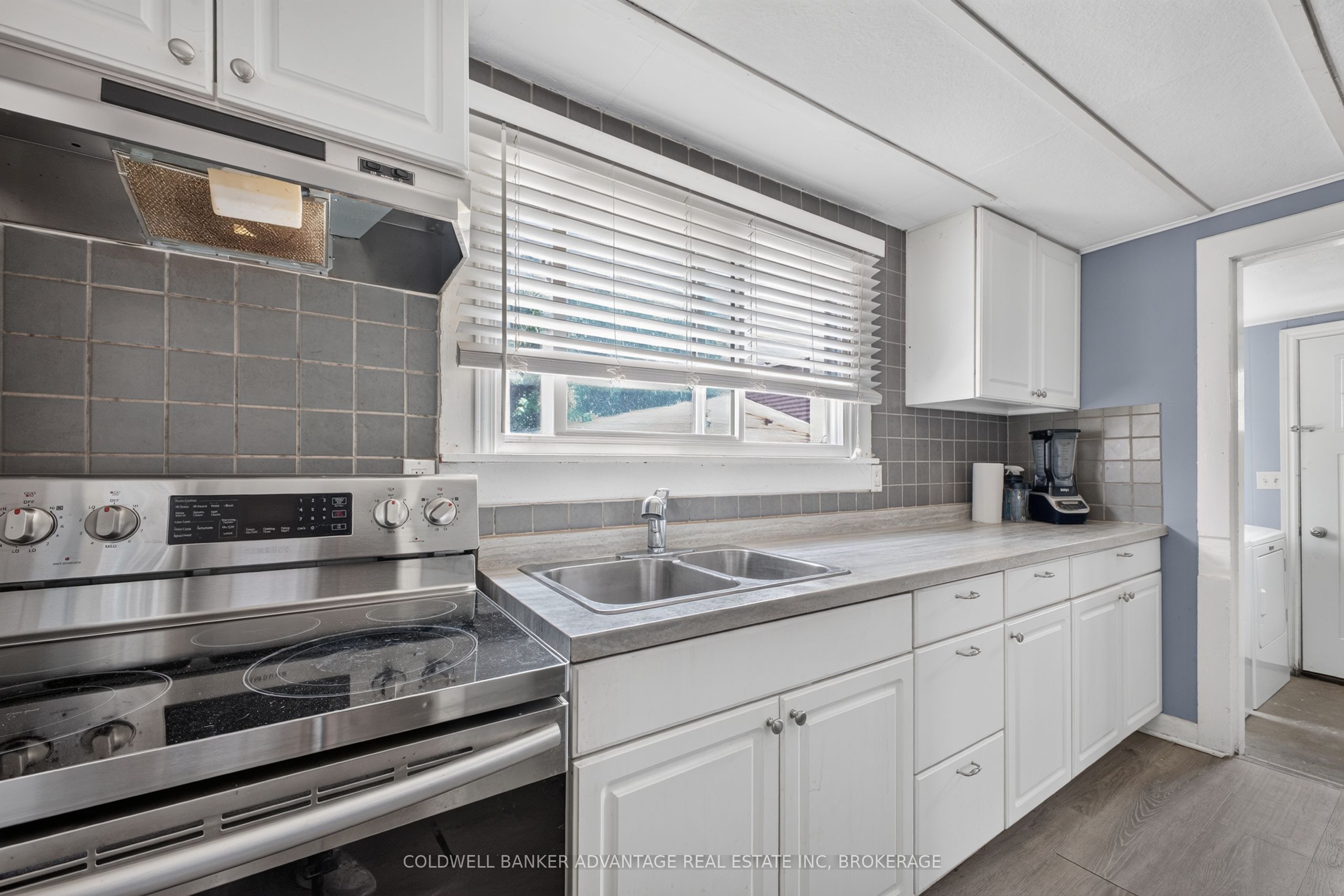 69 DOLPHIN Street, Port Colborne, ON L3K 2J4 photo 3